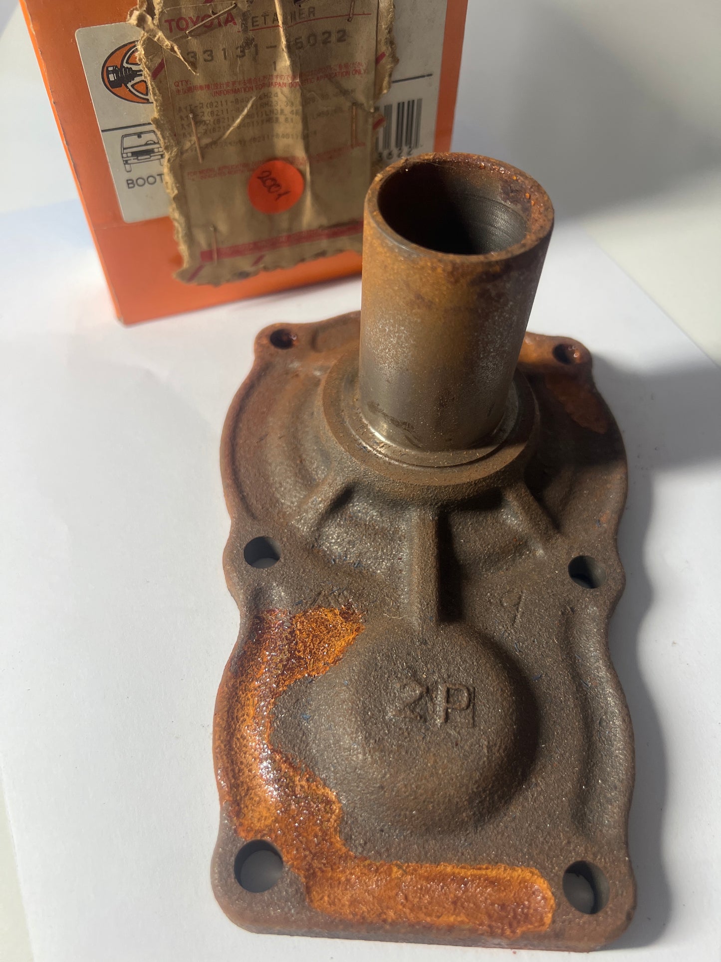 33131-35022 CLUTCH HOUSING & TRANSMISSION CASE (MTM), toyota