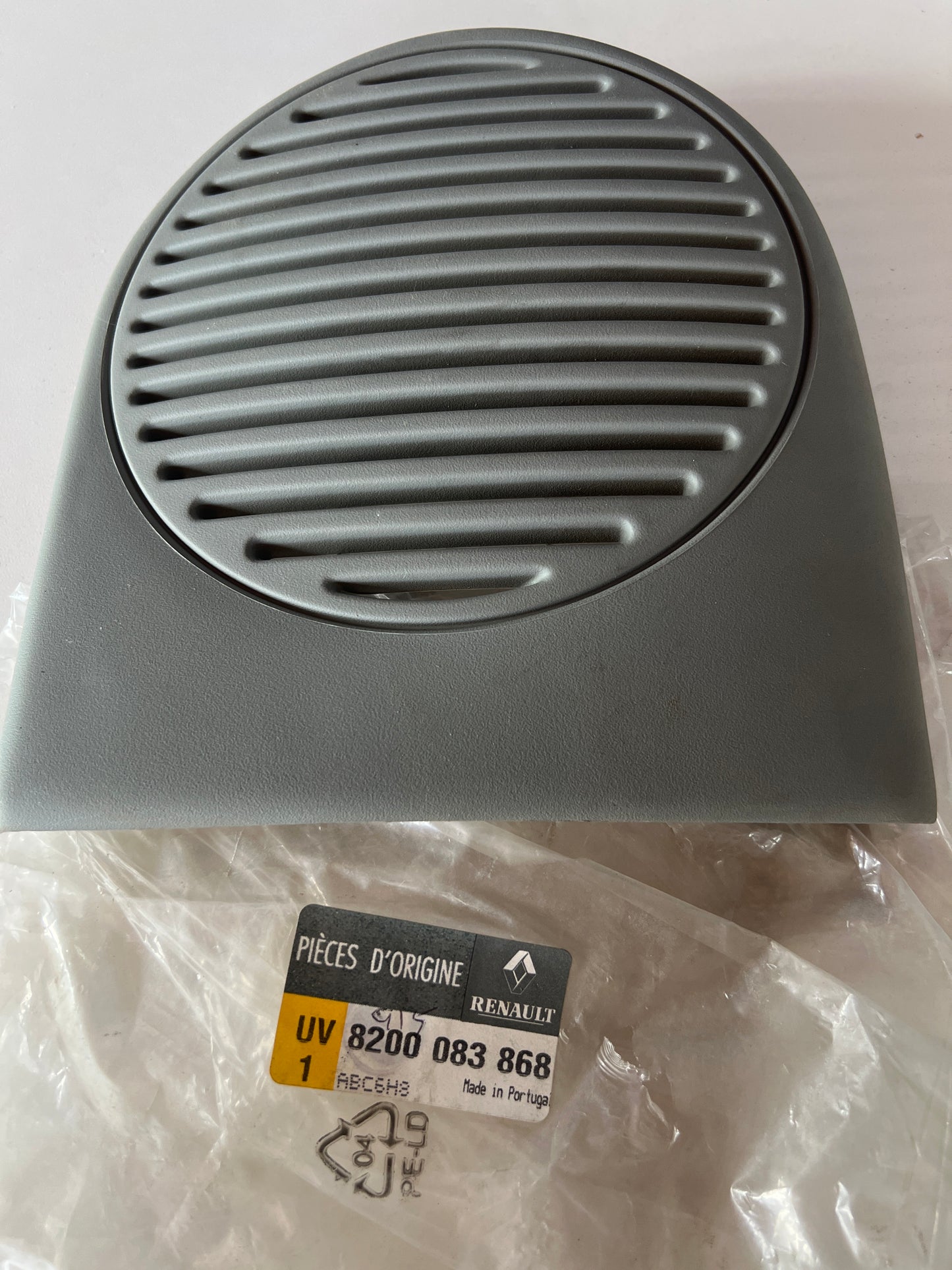 8200083868 TAPA ALTAVOZ RENAULT