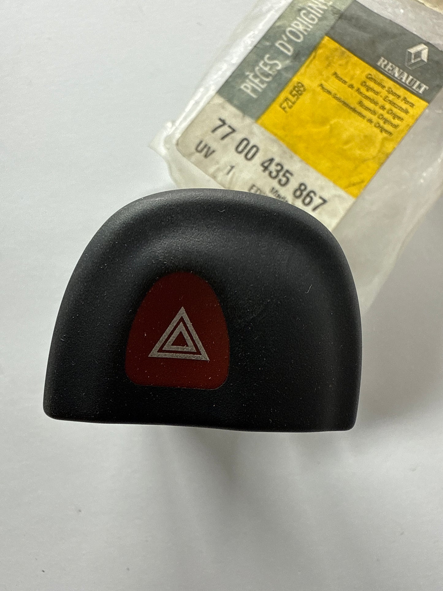 7700435867 - INTERRUPTOR WARNI - Renault