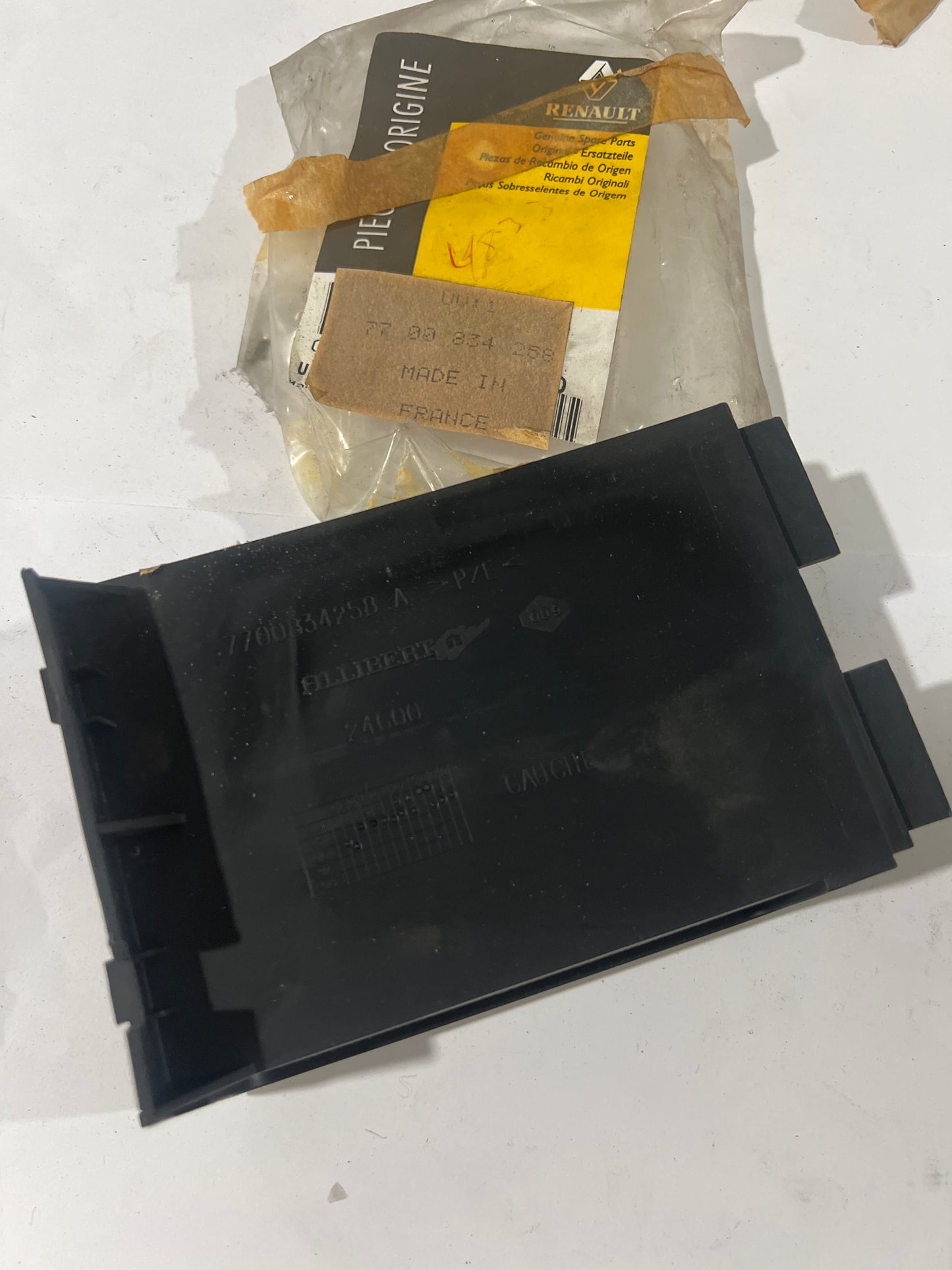 7700834258, OBTURAD.IZQ., Renault