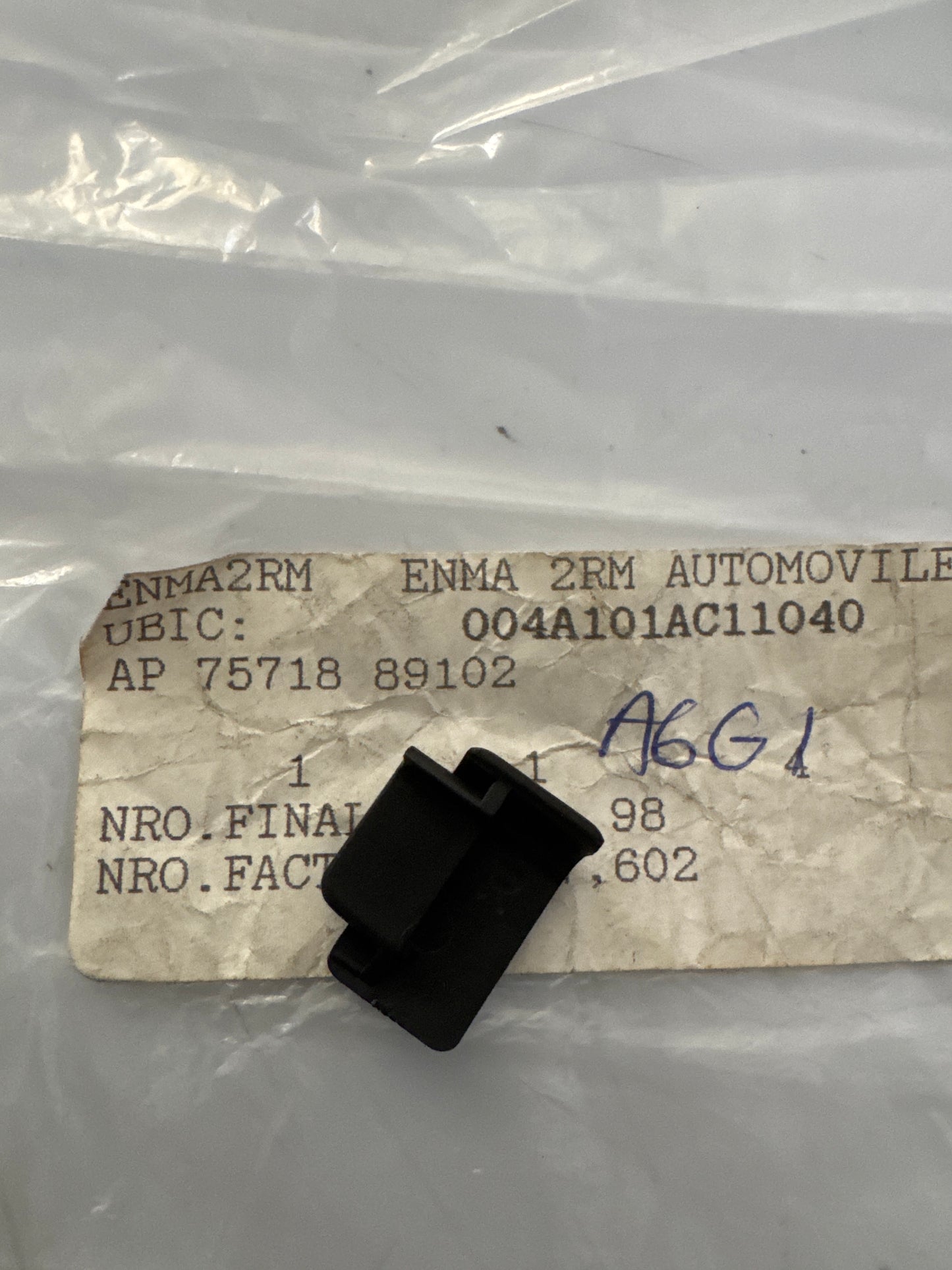 75718-89102, 75718-89102 REAR DOOR PANEL & GLASS, toyota, Toyota - Lexus