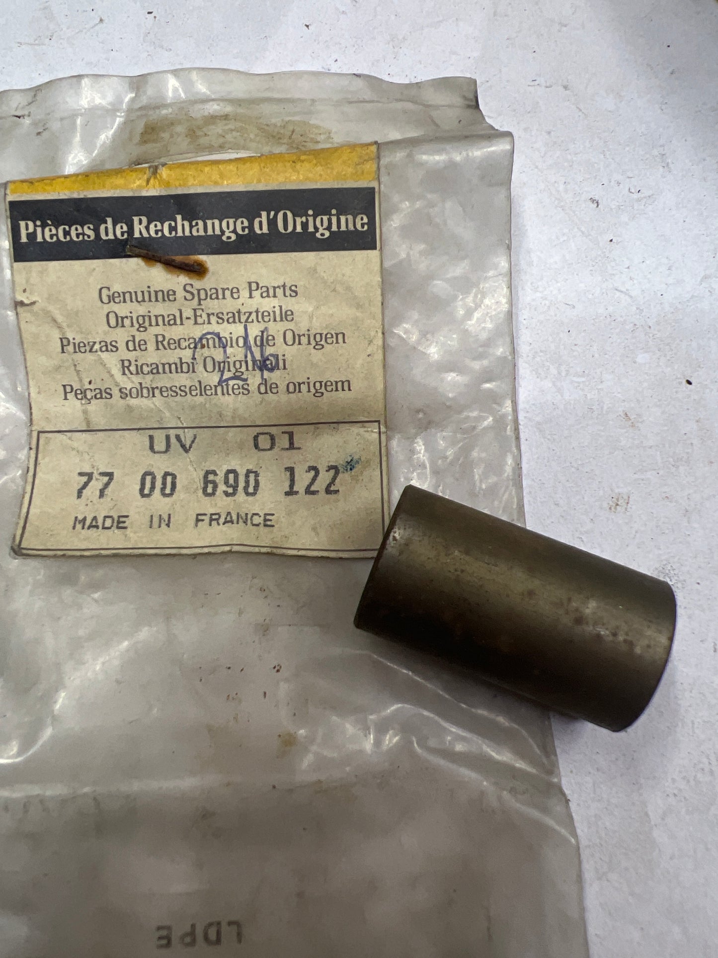7700690122 PULSADOR RENAULT