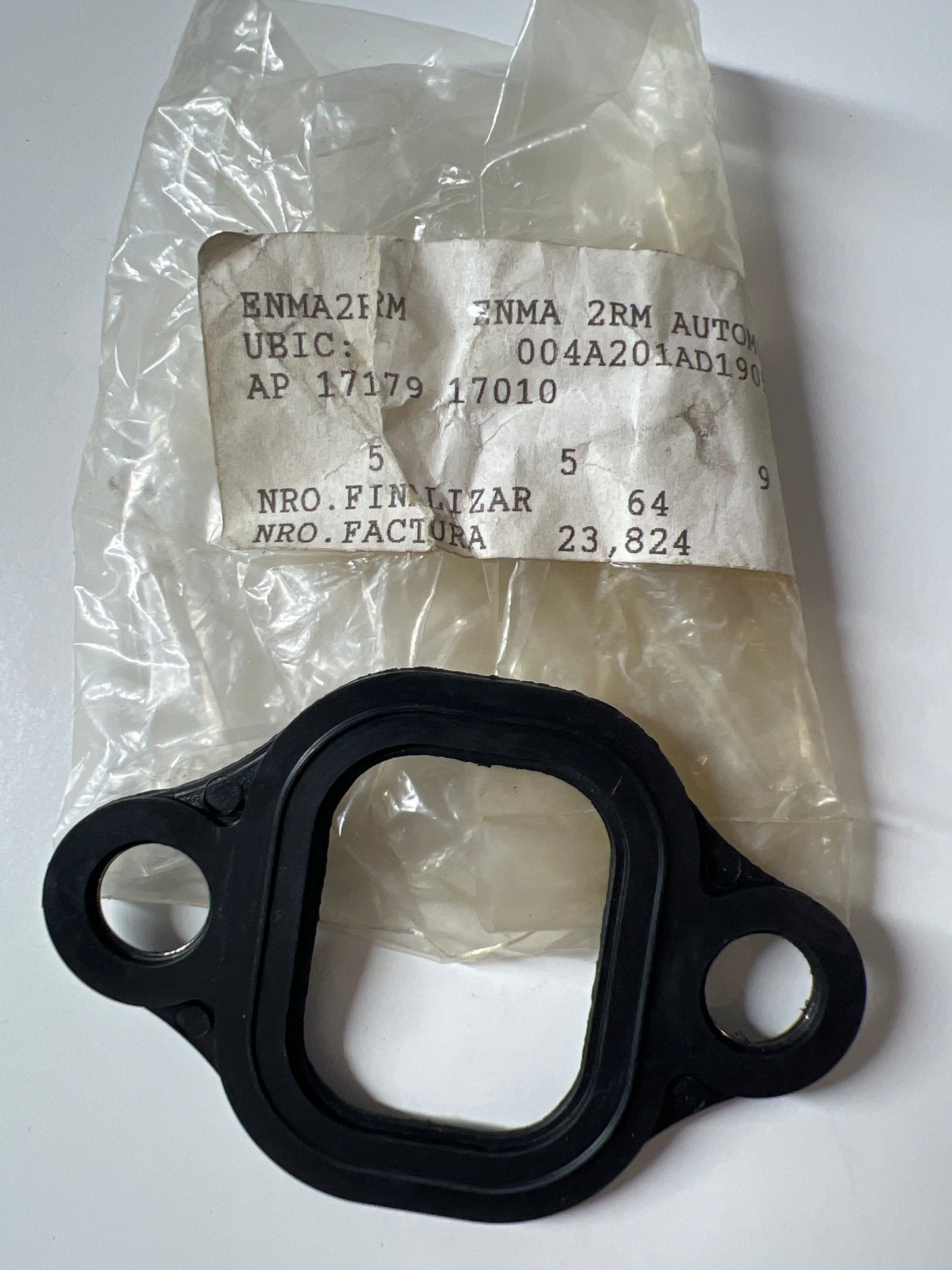 17179-17010, JUNTA DE ADMISIÓN DEL COLECTOR NO 2, Toyota - Lexus