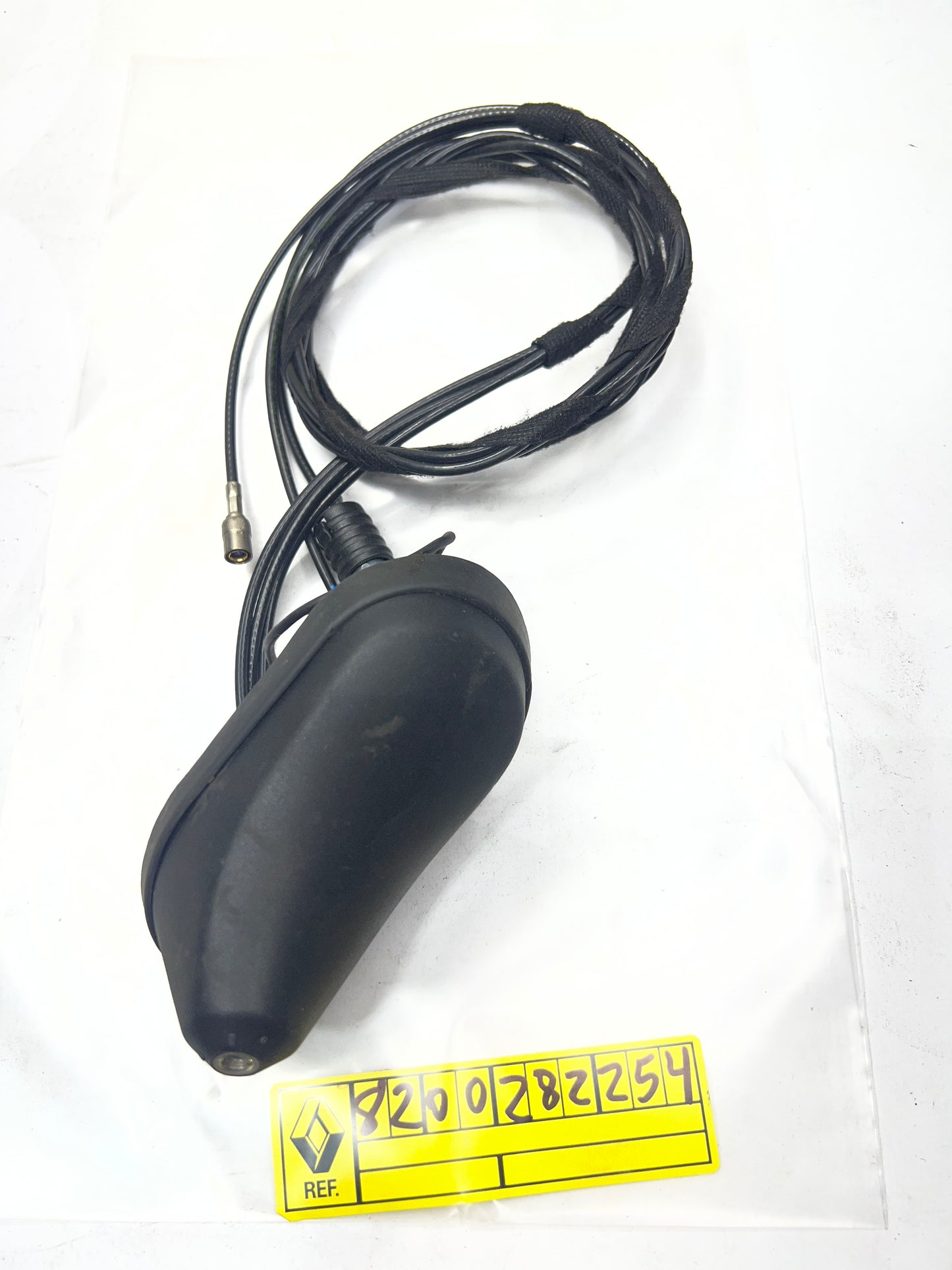 8200282254 ANTENA RENAULT