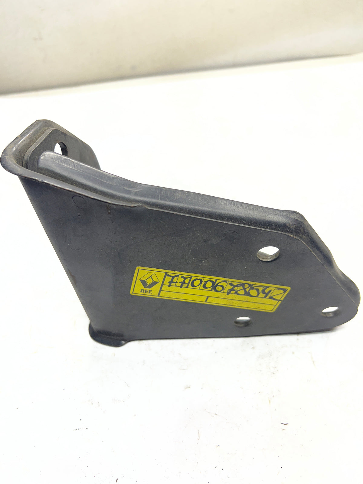 Soporte metálico Renault 7700678542