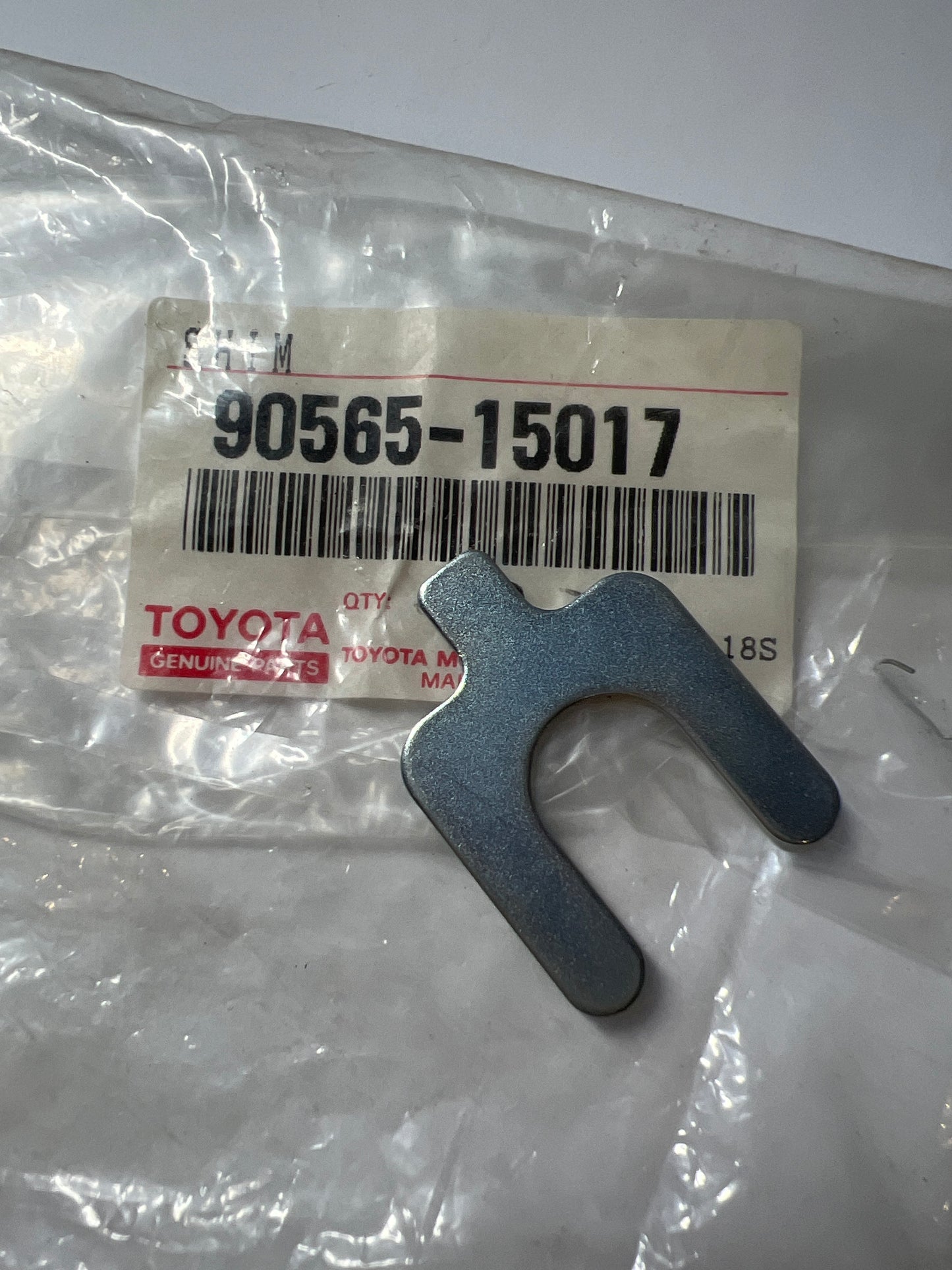 90565-15017 FRONT AXLE ARM & STEERING KNUCKLE, toyota