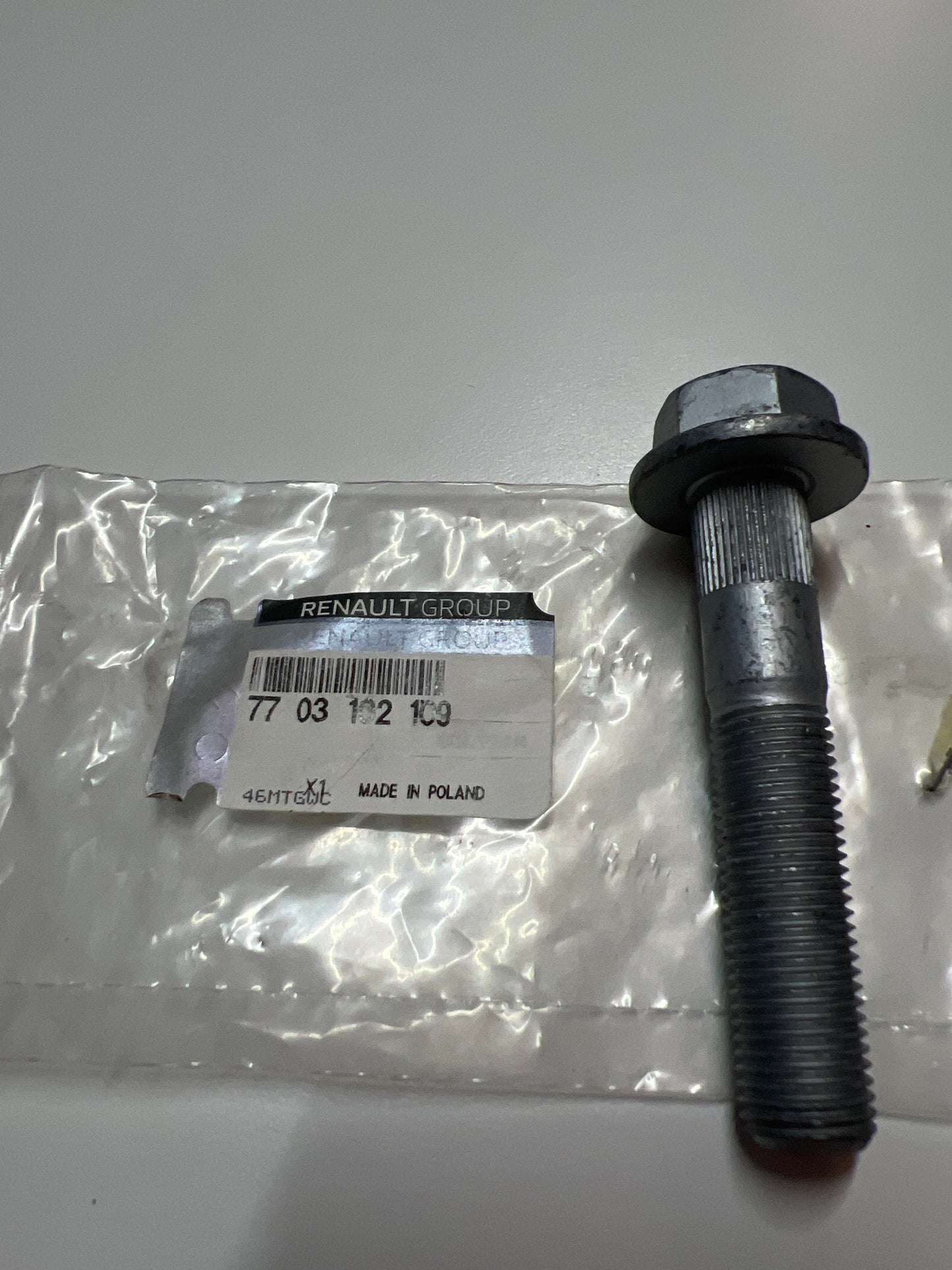 7703102109 - TORNILLO M14 - Renault
