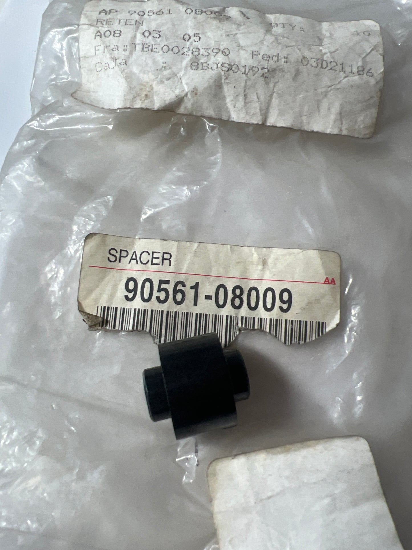 90561-08009 FUEL INJECTION SYSTEM, toyota