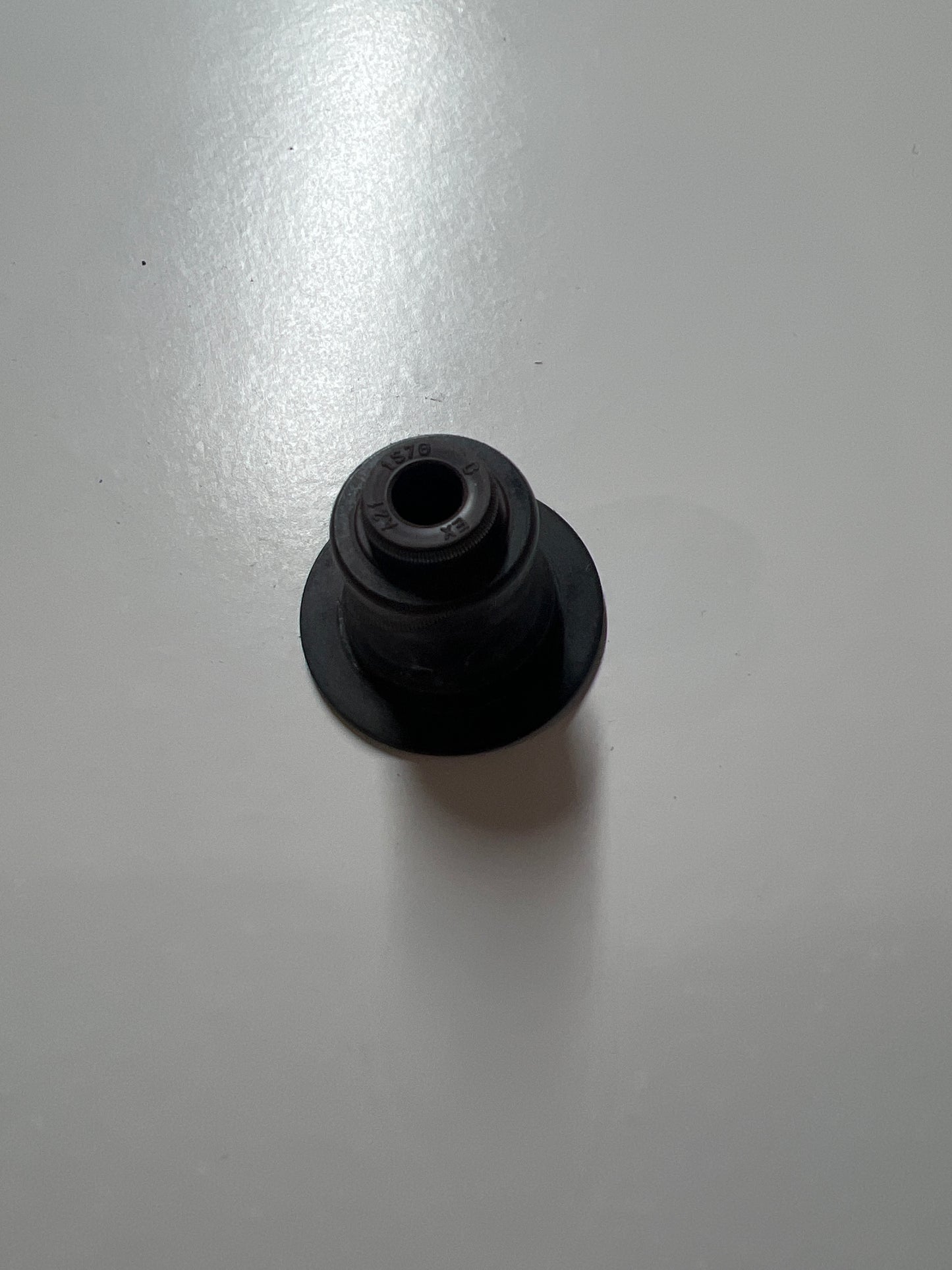 1206655, SELLO - VÁSTAGO DE VÁLVULA, Ford