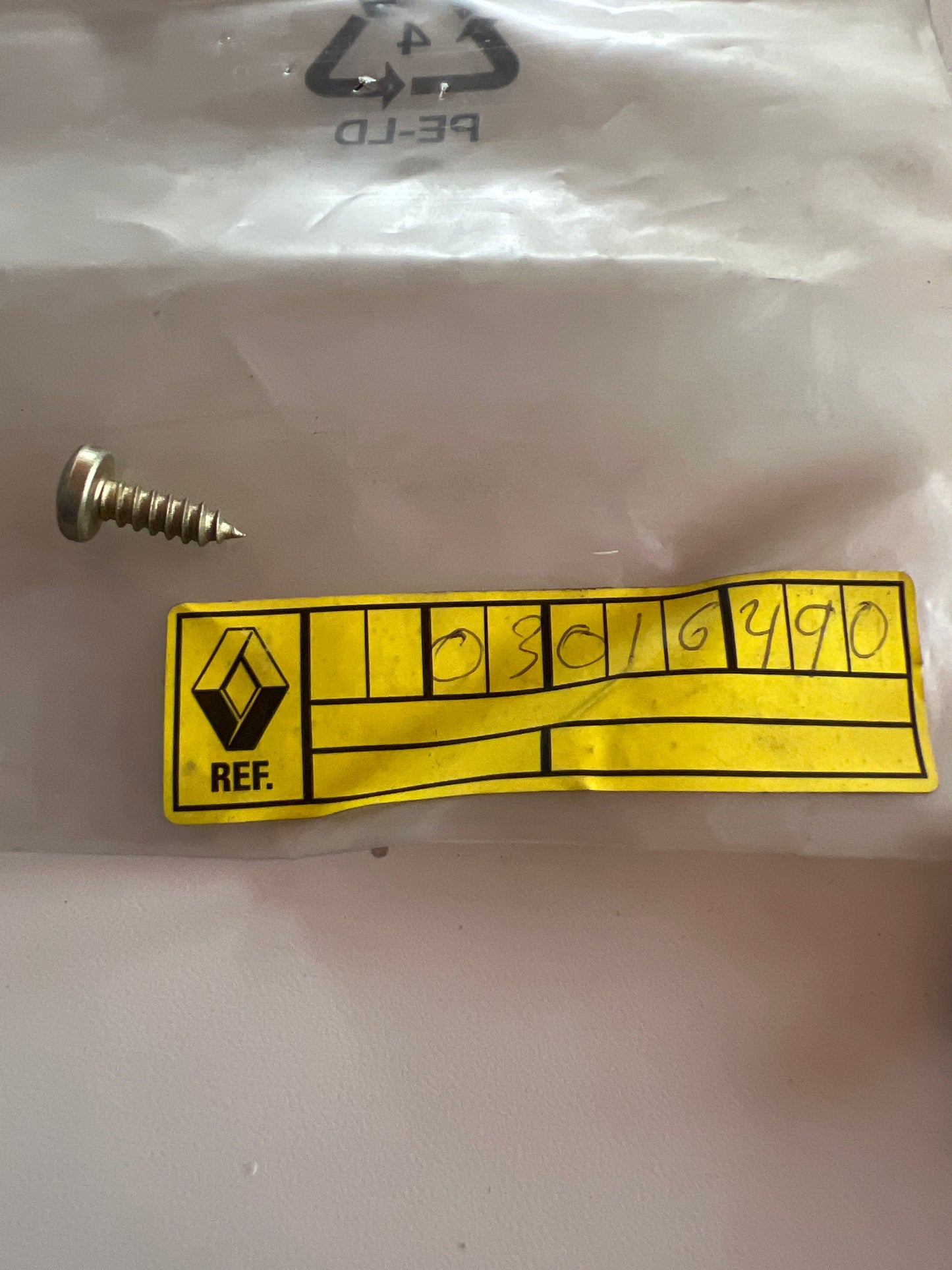 7703016490 SCREW R4 RENAULT