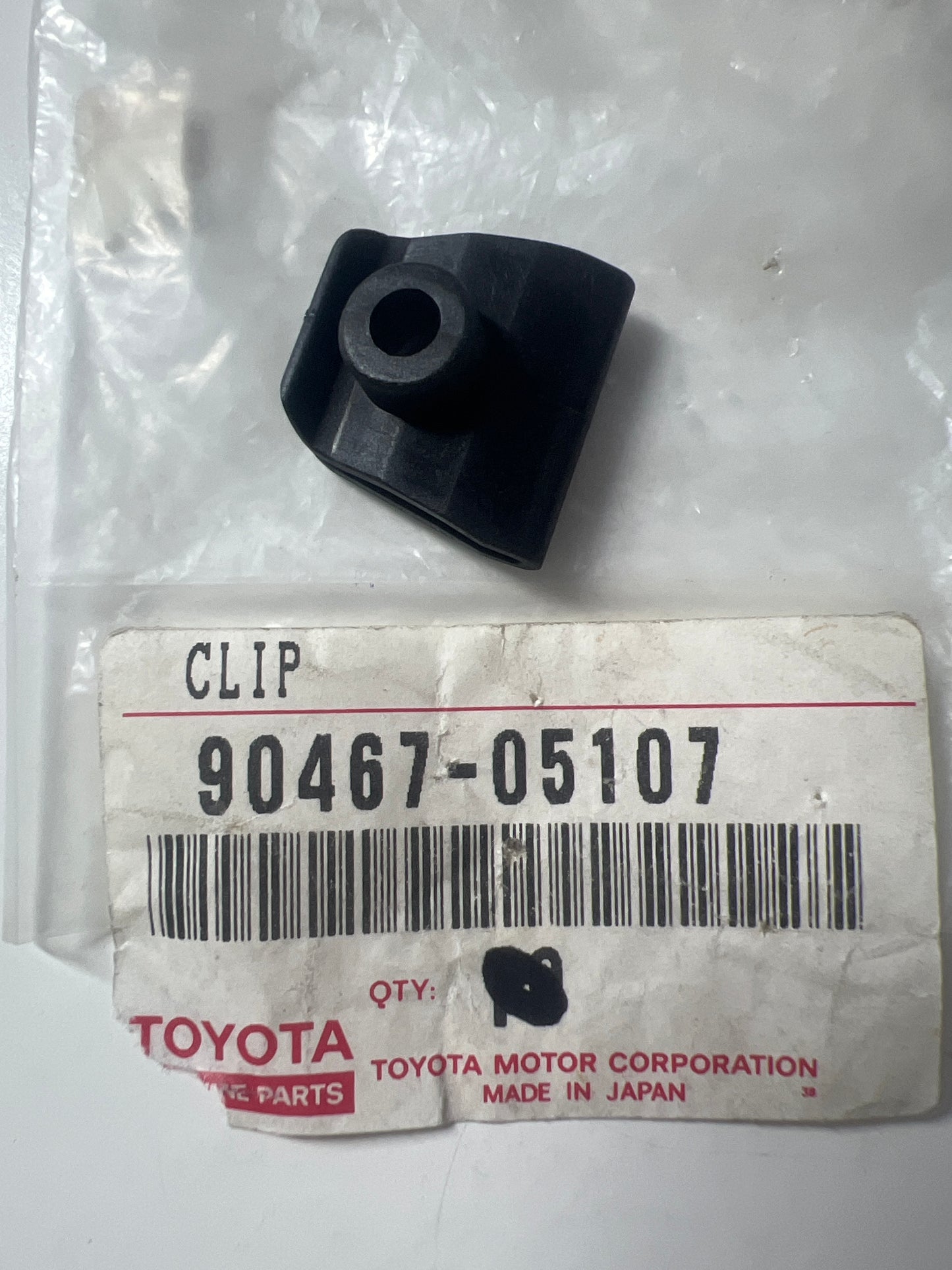 90467-05107 REAR BUMPER & BUMPER STAY, toyota