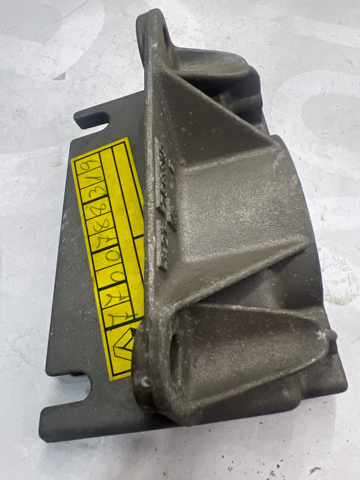 Soporte de motor Renault 7700788319