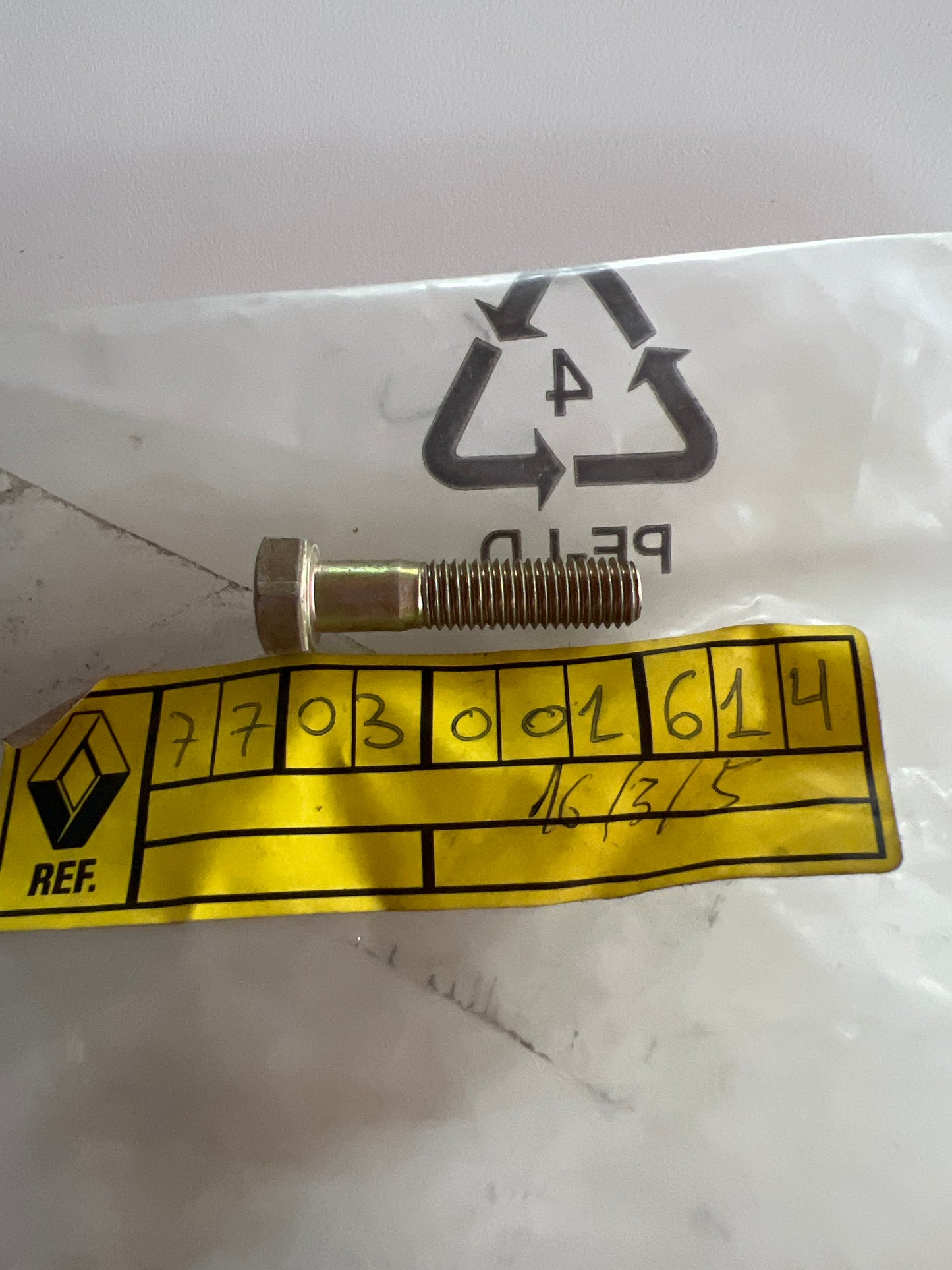 7703001614 - TORNILLO HM 7 - Renault