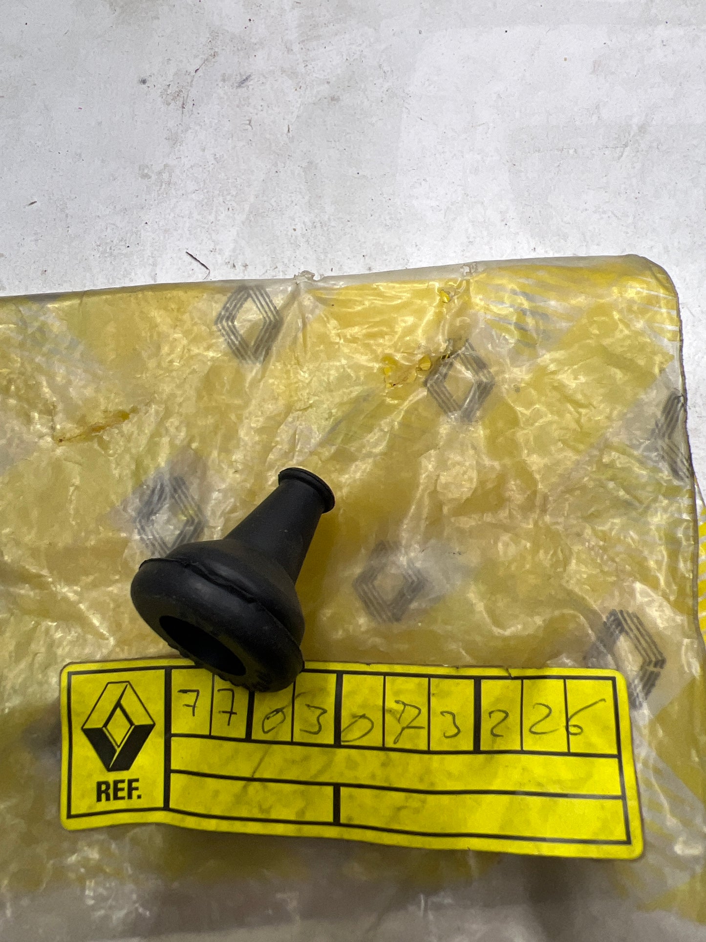 7703073226 ANILLO PASO RENAULT