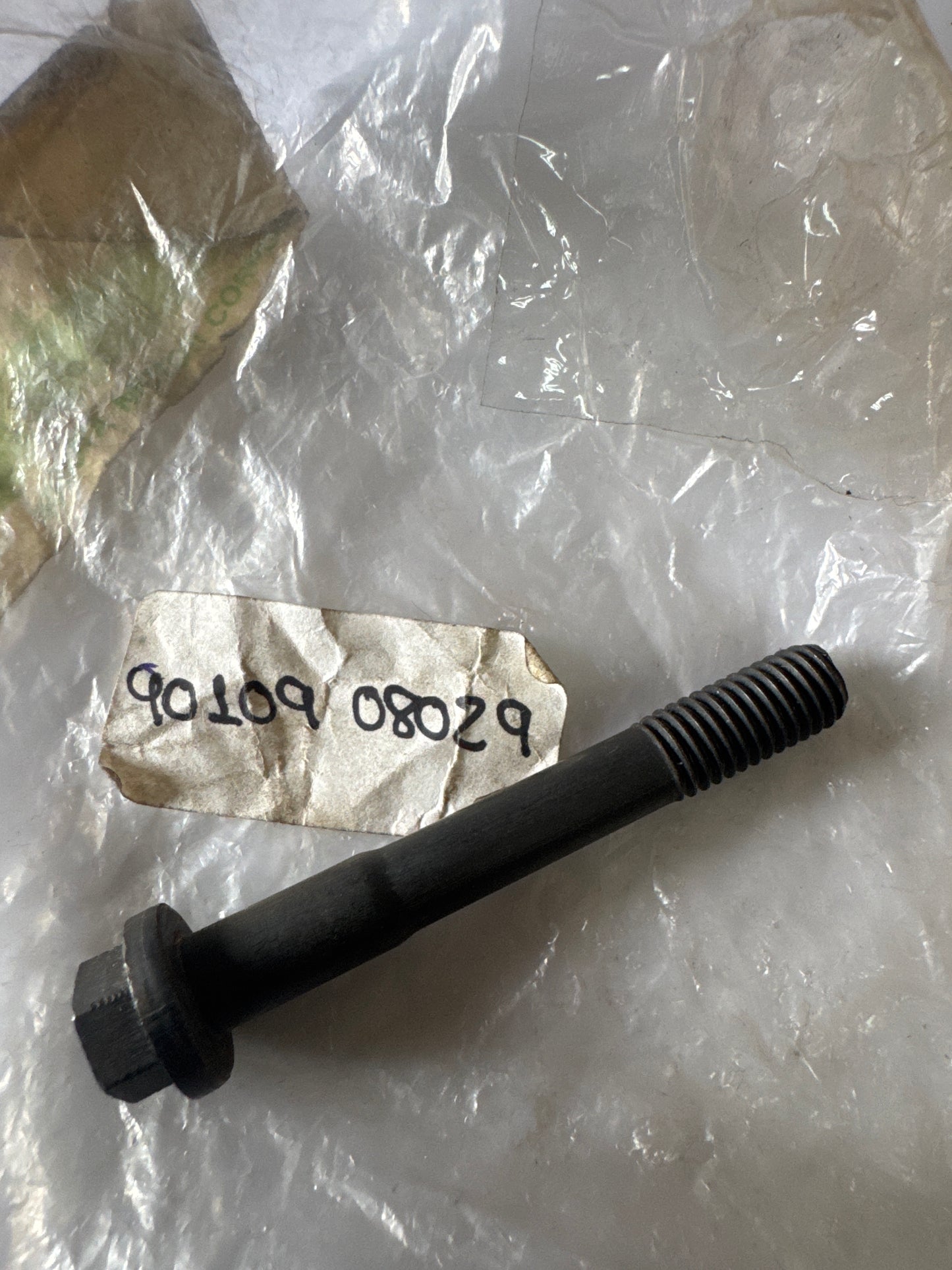 90109-08029 CAMSHAFT & VALVE, toyota