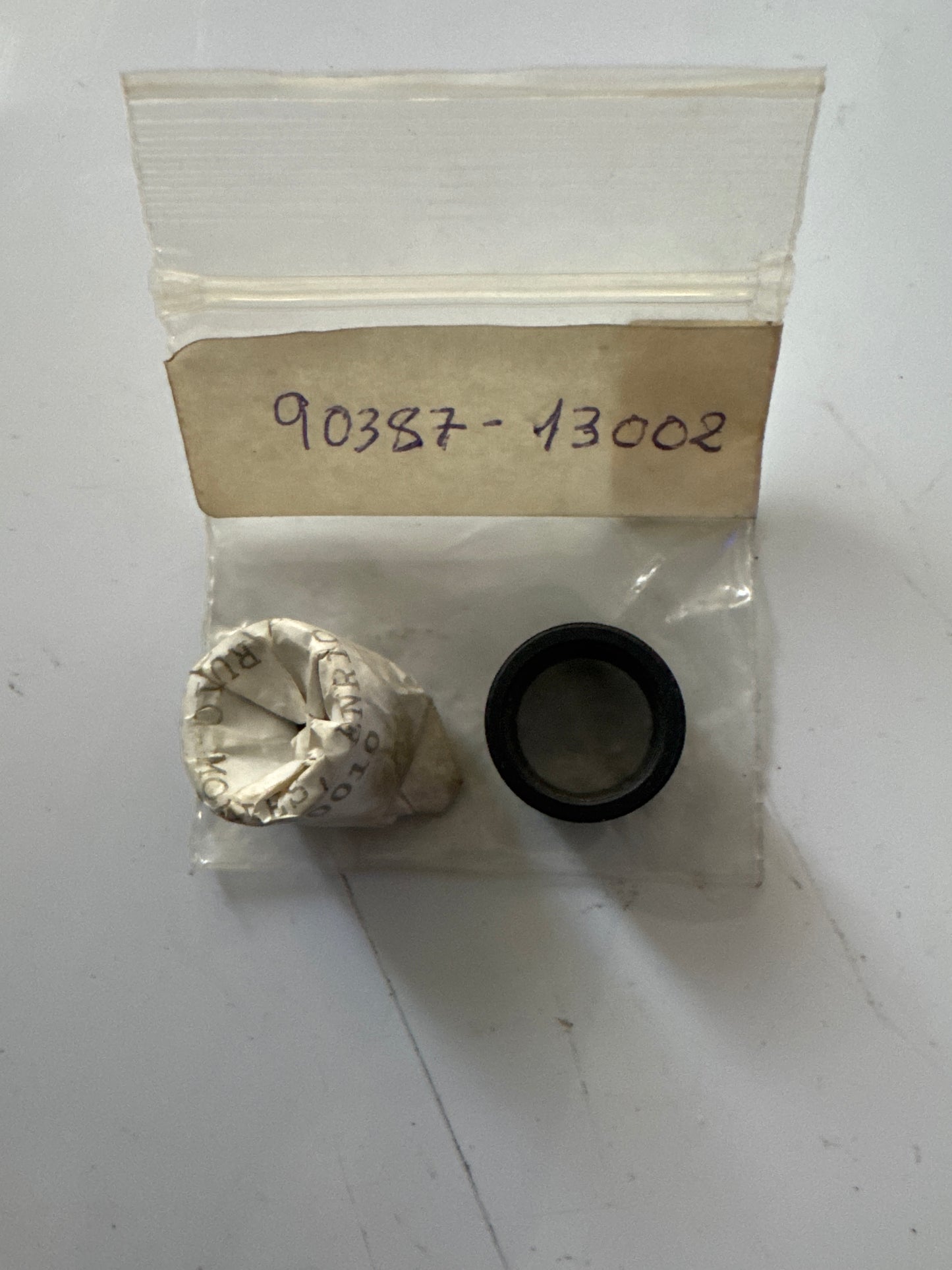 90387-13002, 90387-13002 FRONT DISC BRAKE CALIPER & DUST COVER, toyota, Toyota - Lexus