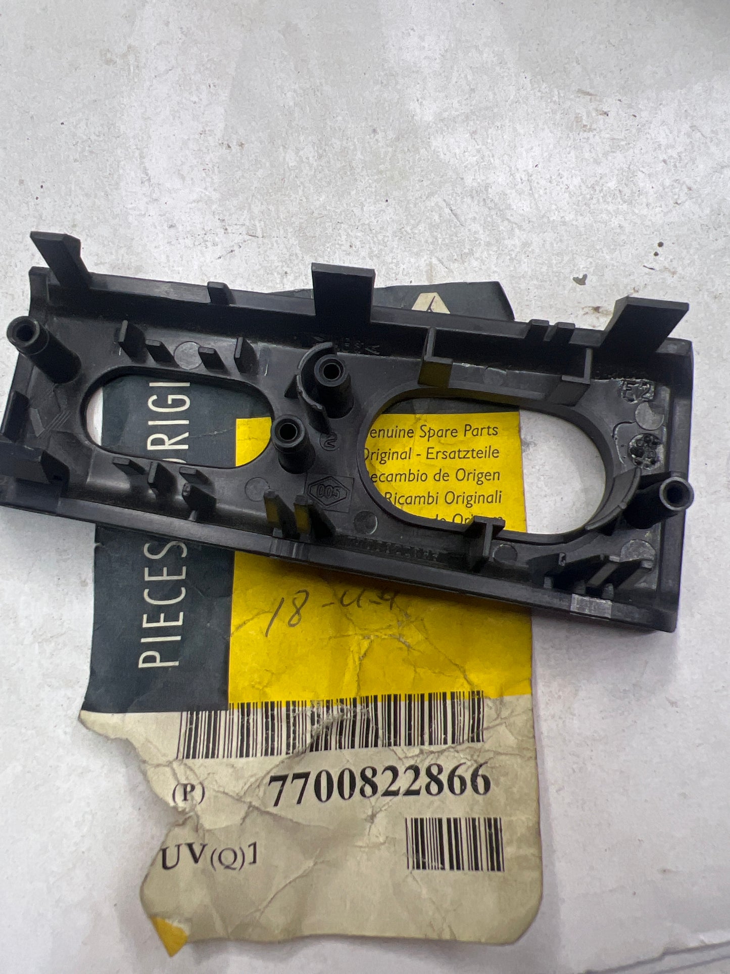 7700822866 FACIA CONSOLE RENAULT