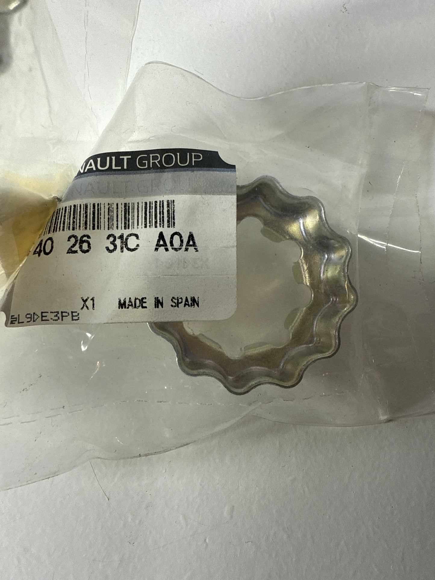 402631CA0A - CAP-ADJ - Renault