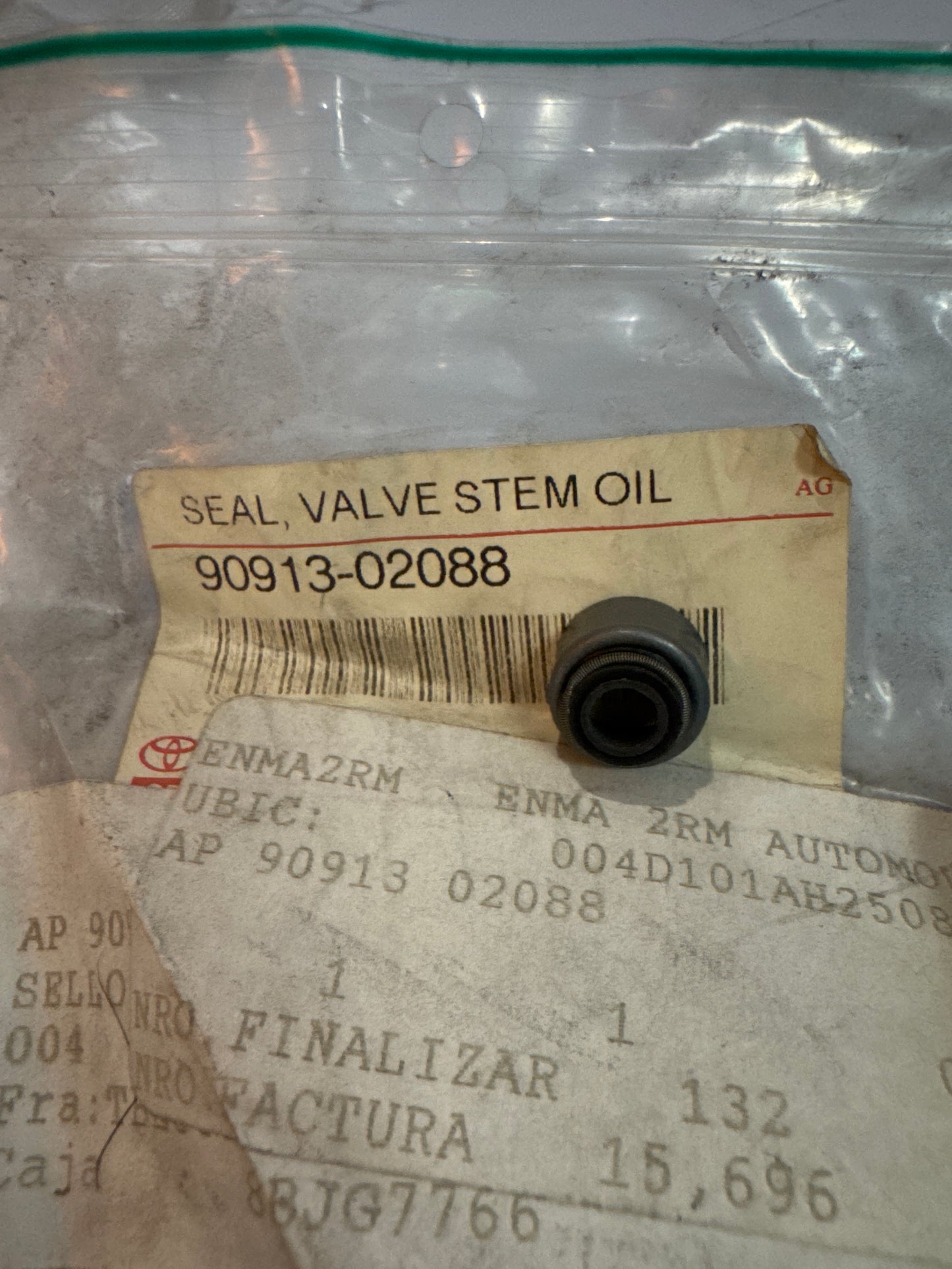 90913-02088 CAMSHAFT & VALVE, toyota