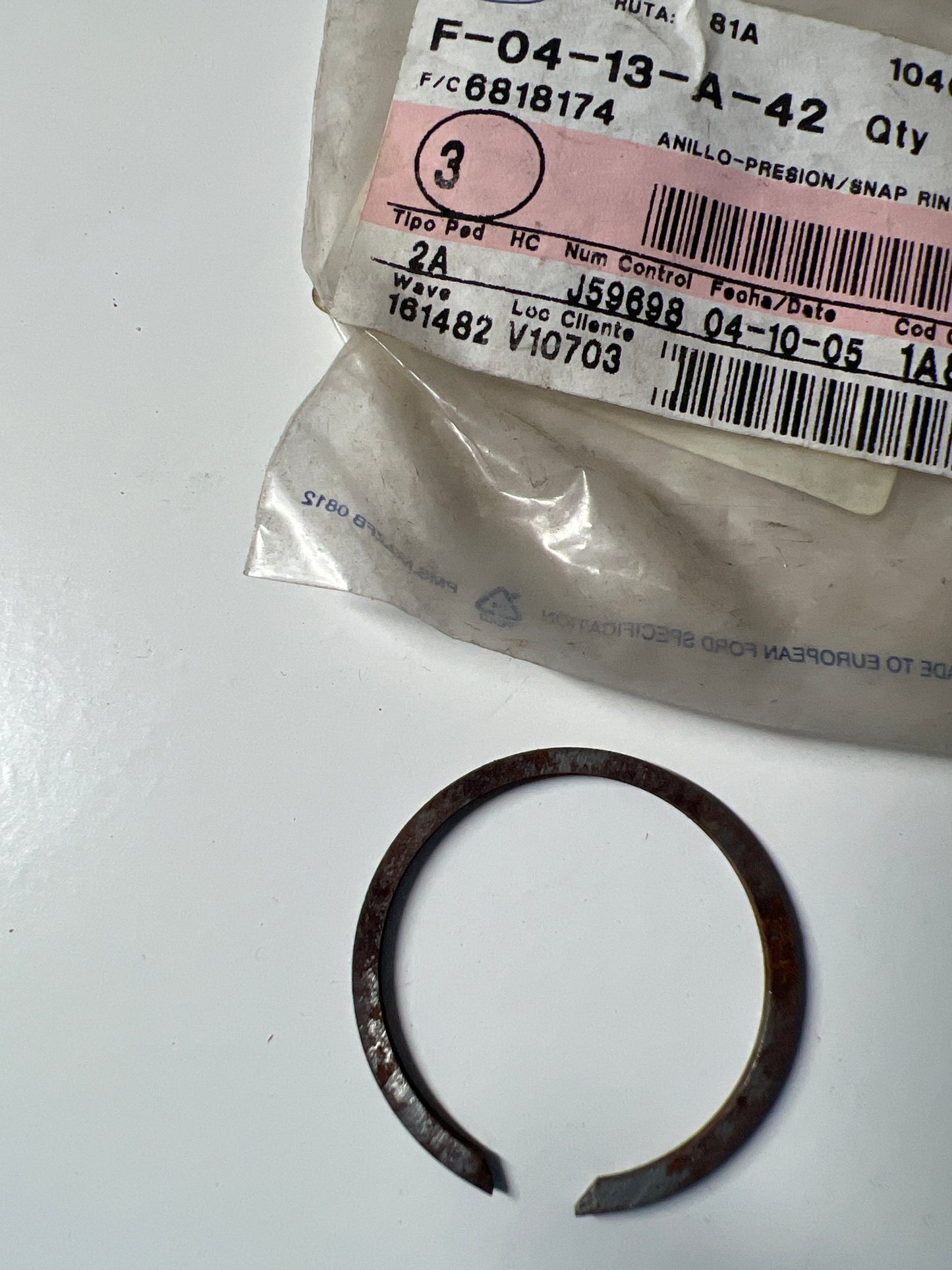 6818174, ANILLO DE RESORTE, Ford