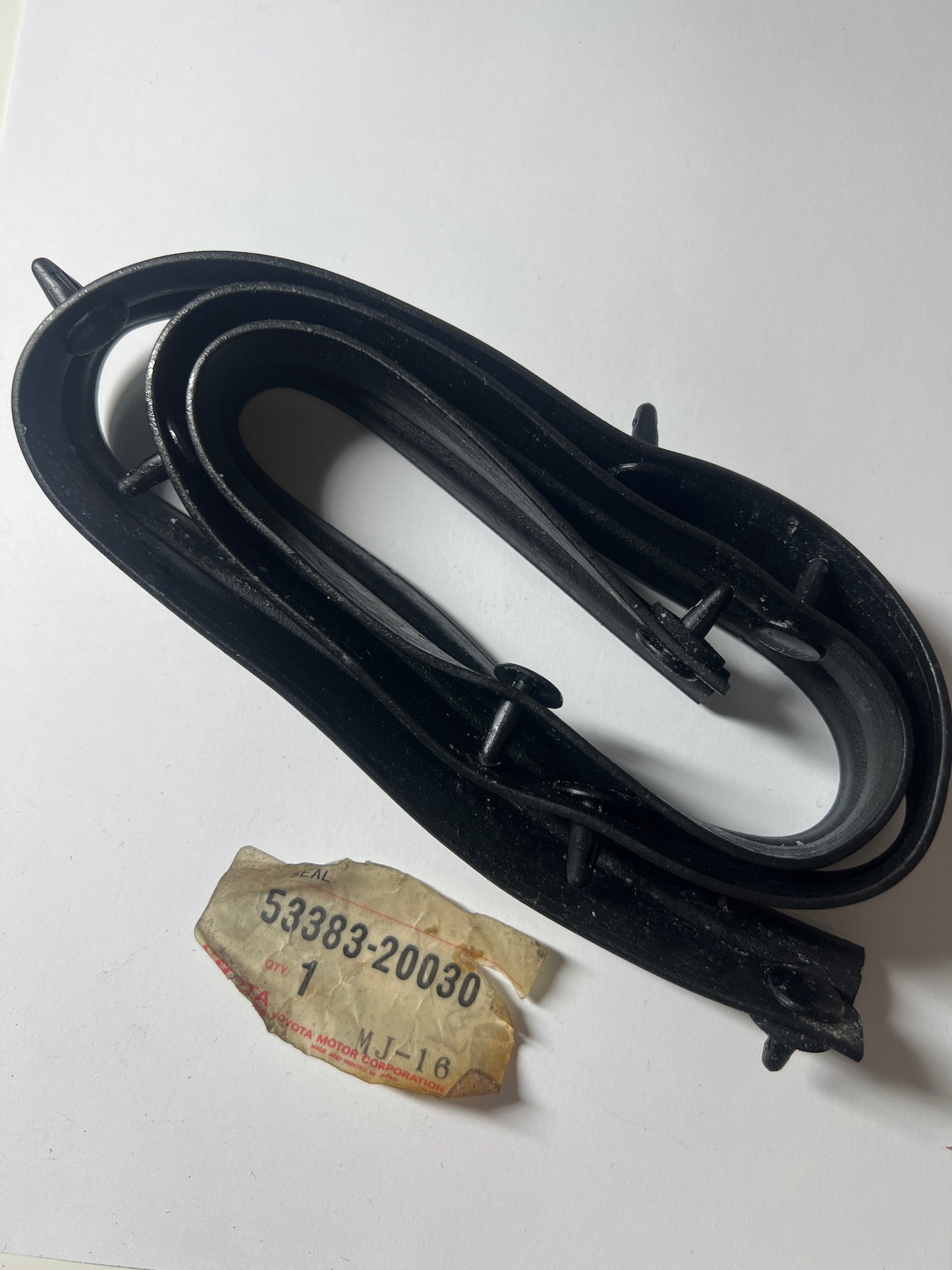 53383-20030, 53383-20030 COWL PANEL & WINDSHIELD GLASS, toyota, Toyota - Lexus