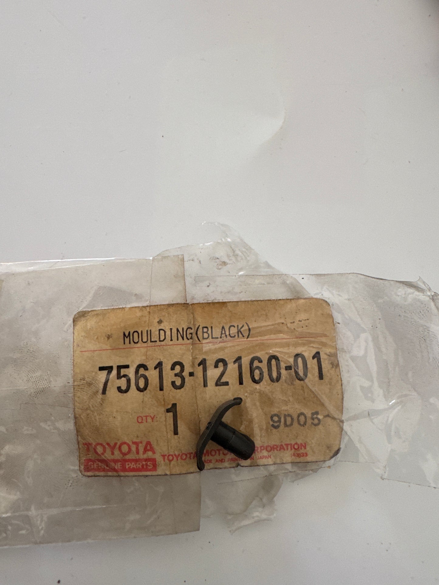 75613-12160-01 SIDE MOULDING, toyota