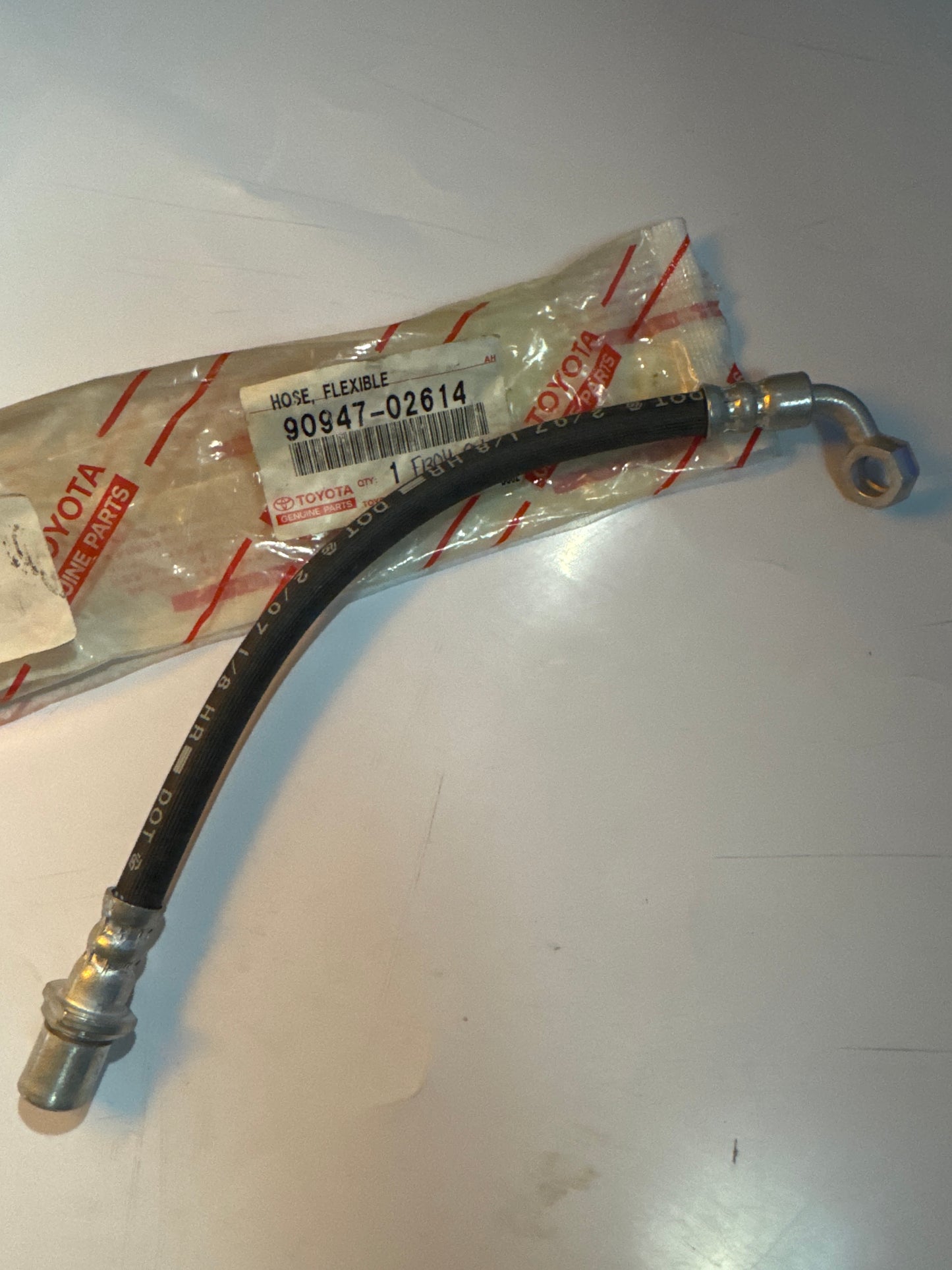 90947-02614 BRAKE TUBE & CLAMP, toyota