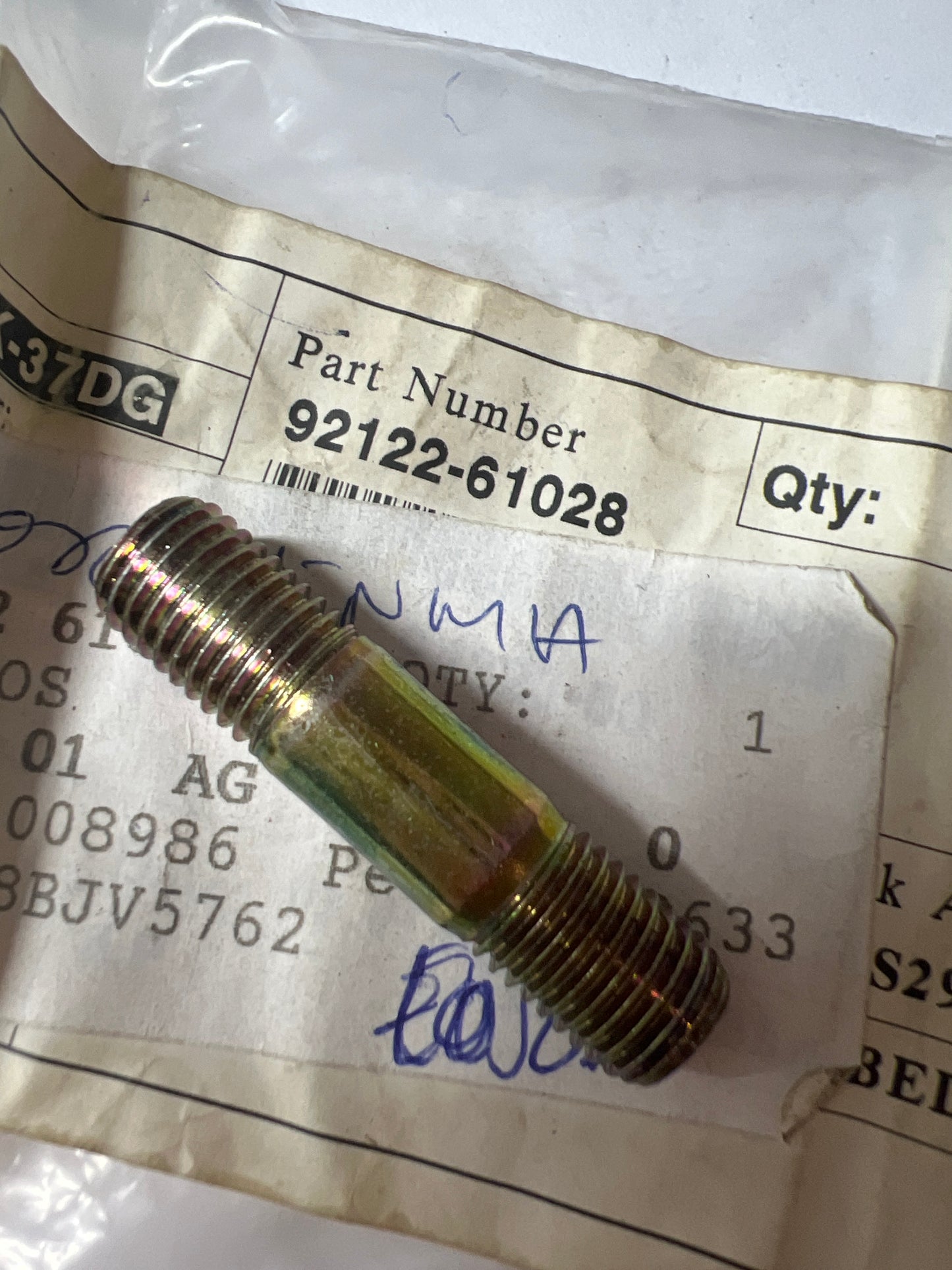 92122-61028 MANIFOLD, toyota