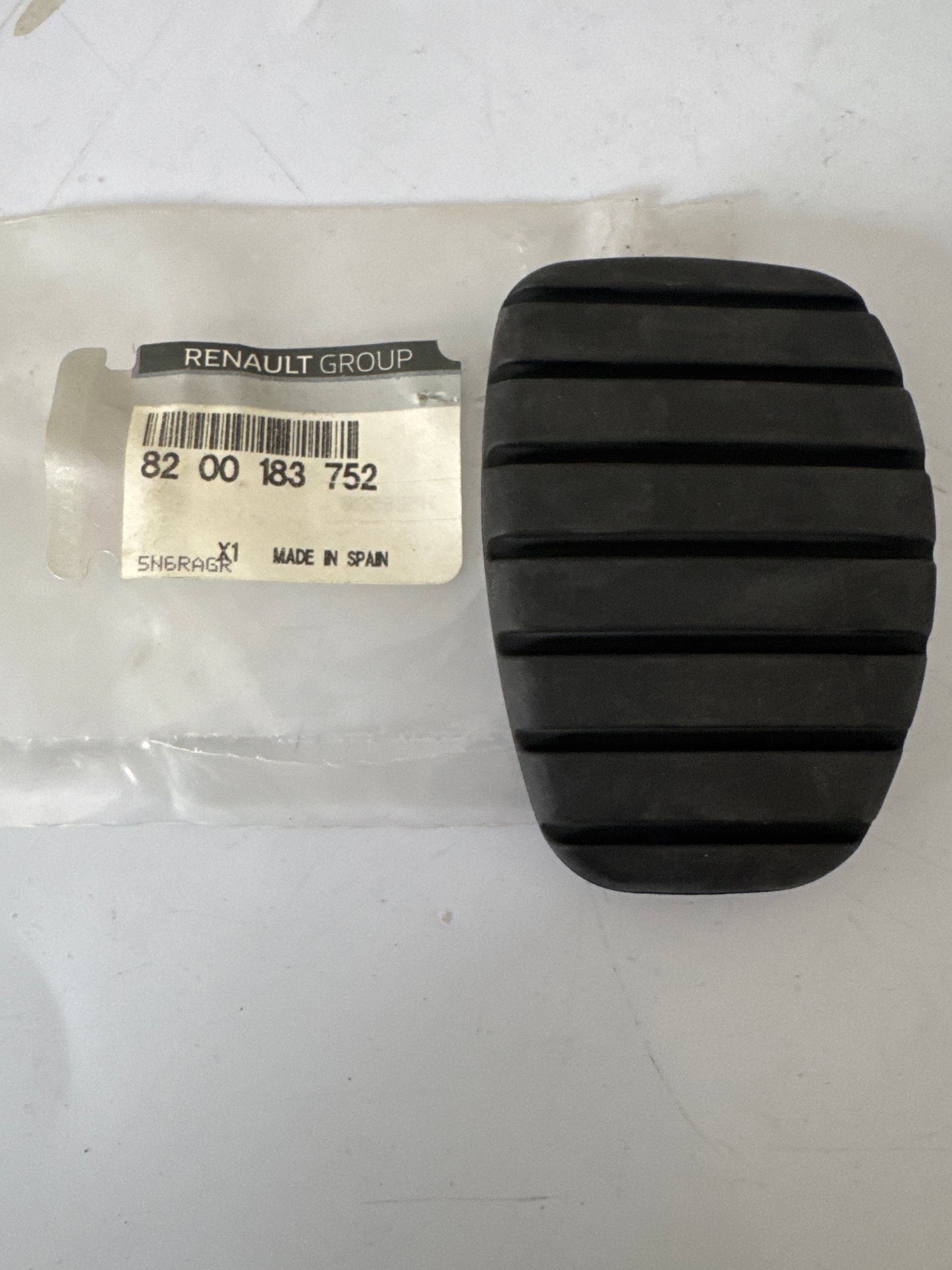 8200183752, FUNDA PEDAL EMBRG, Renault