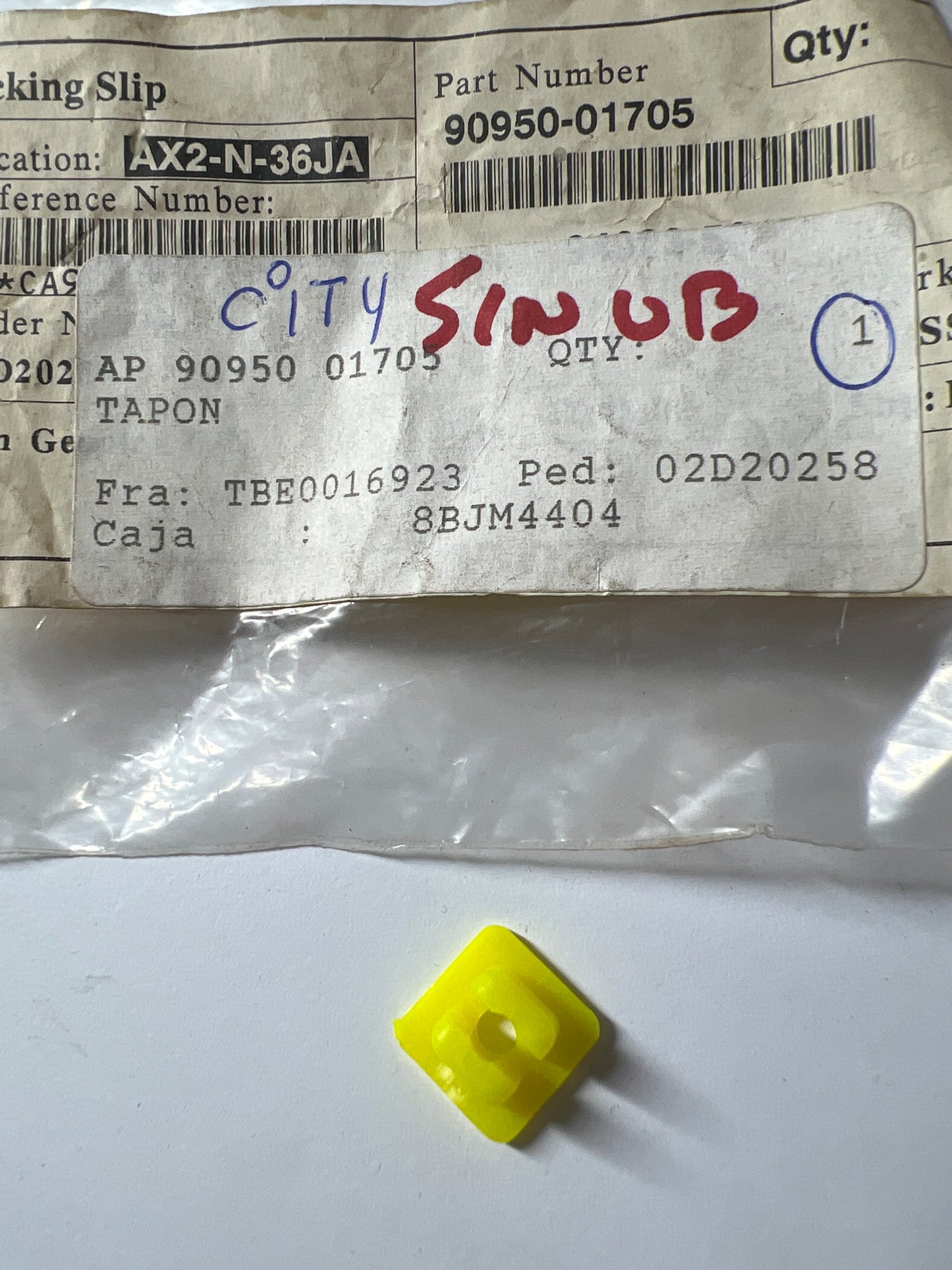 90950-01705, 90950-01705 REAR COMBINATION LAMP, toyota, Toyota - Lexus