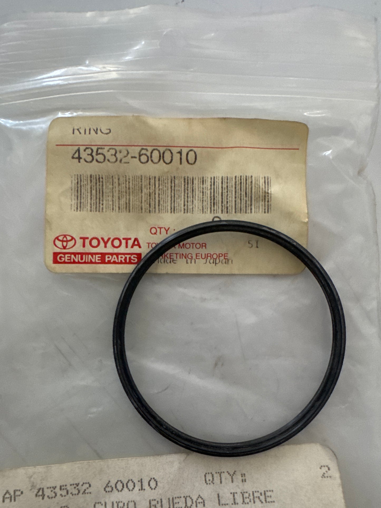 43532-60010 FRONT AXLE HUB, toyota