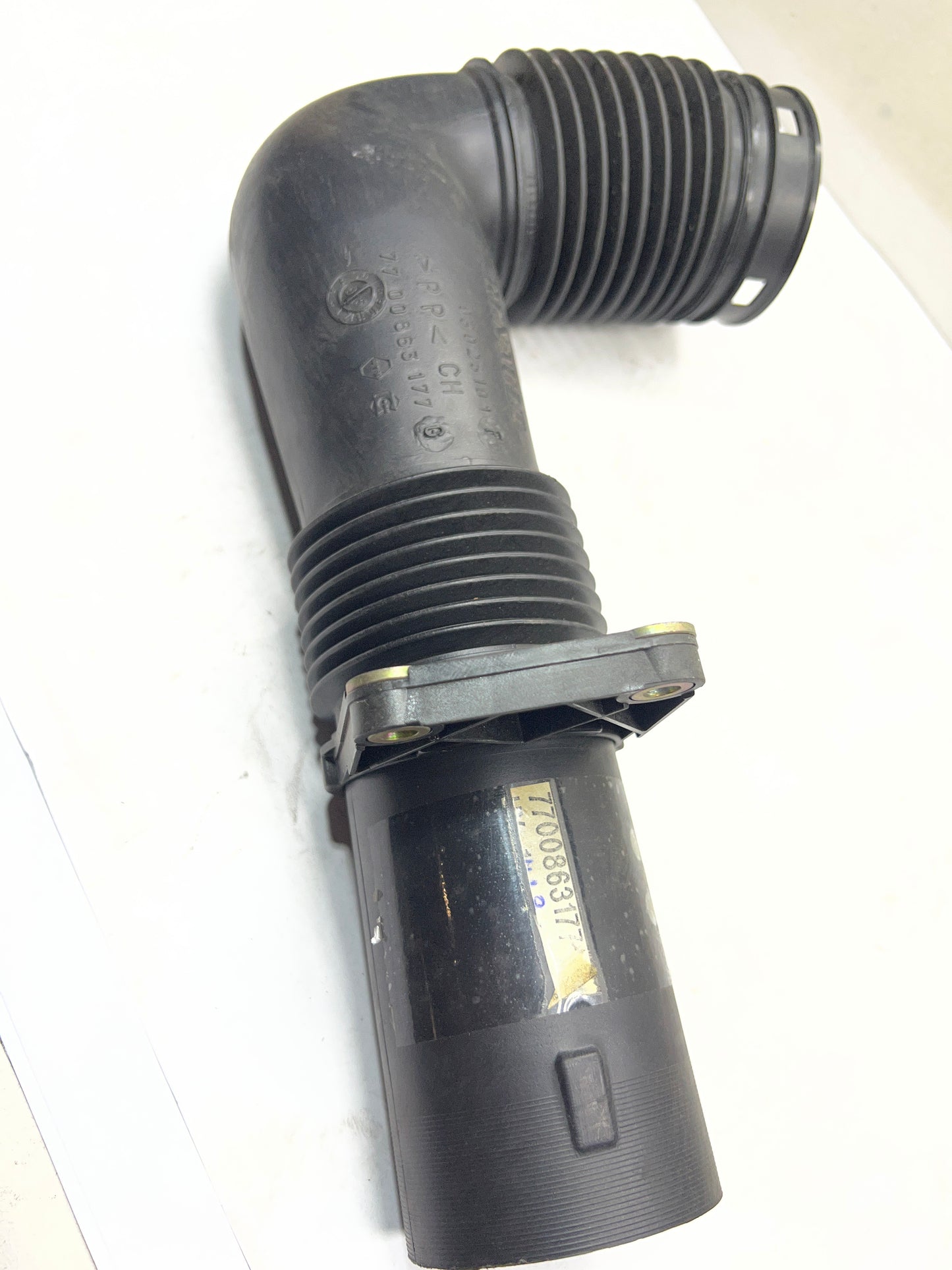 7700863177 TUBE INLET AIR LA RENAULT