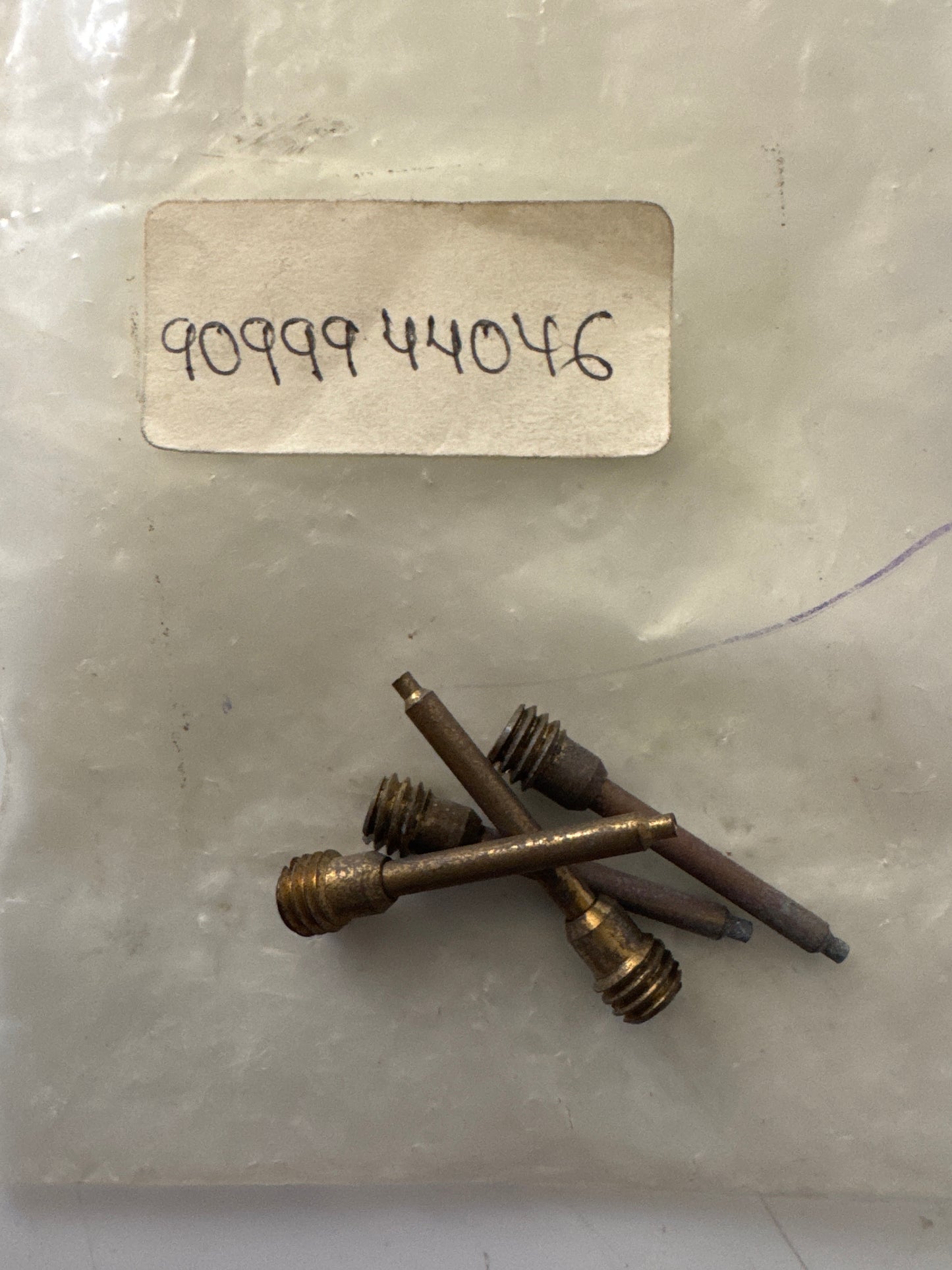 90999-44046, 90999-44046 CARBURETOR, toyota, Toyota - Lexus