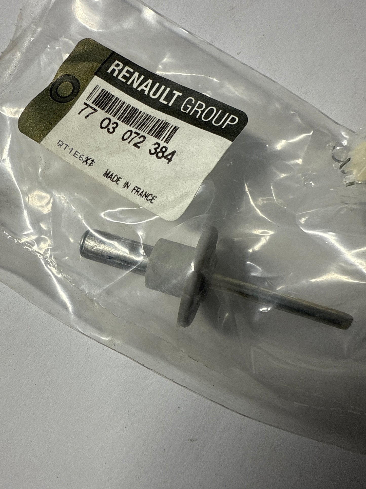 7703072384 - REMACHE 7-32 - Renault