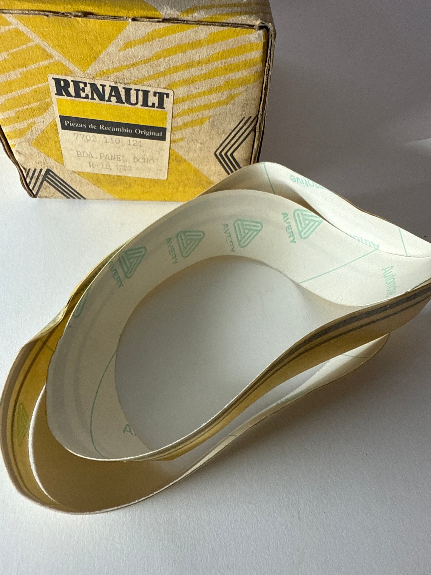 7702110121 - BANDA PANEL DCH - Renault