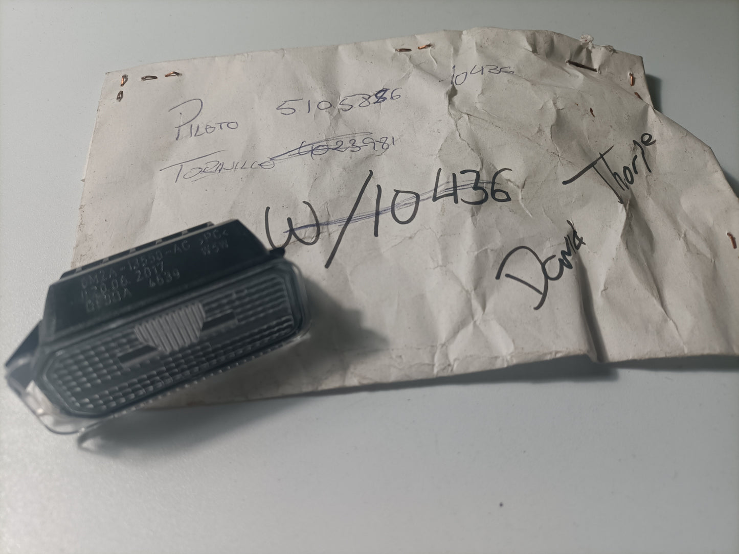 5105886, LUZ DA CHAPA DE MATRICULA, Ford