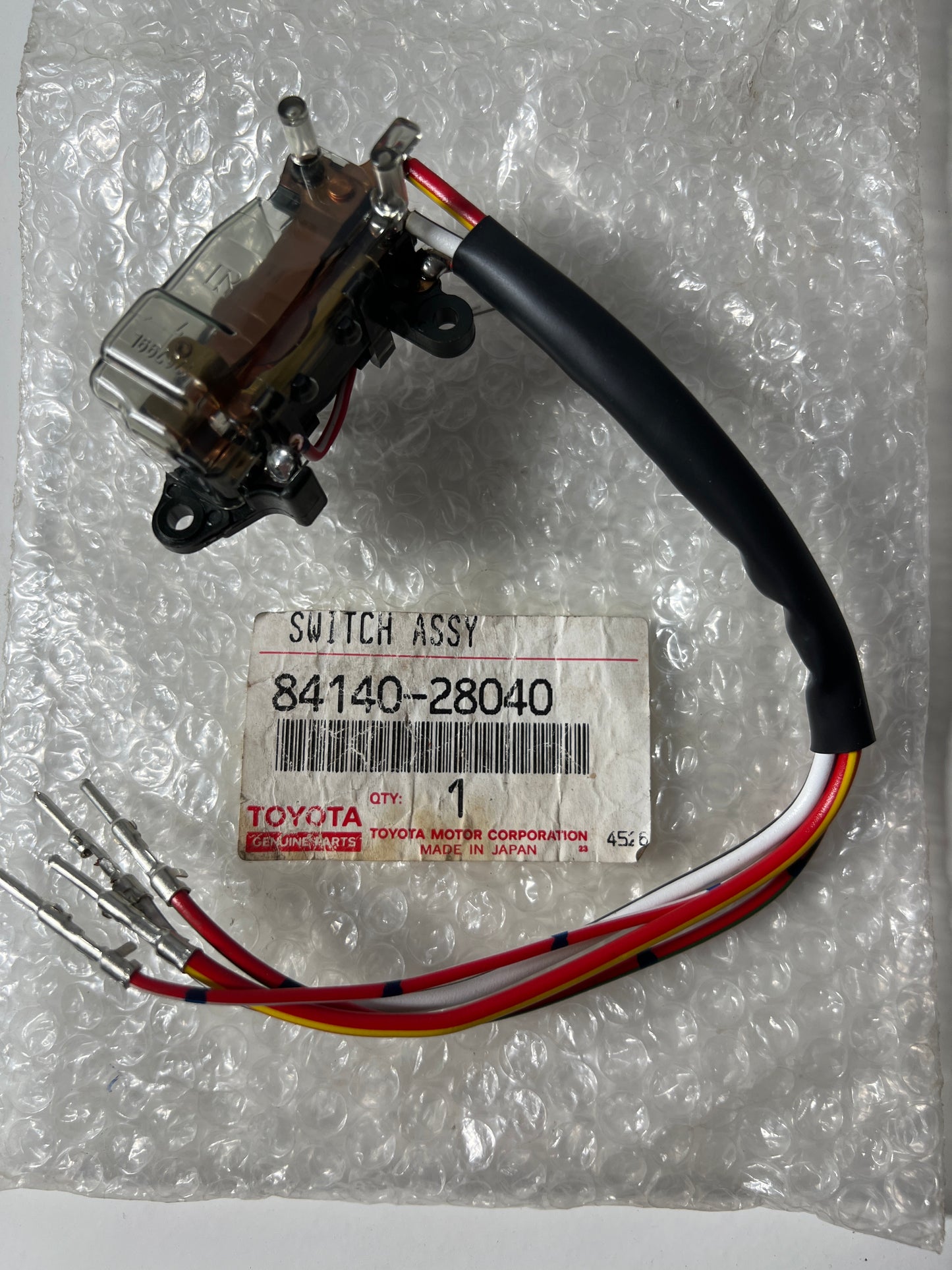 84140-28040, INTERRUPTOR, Toyota-Lexus
