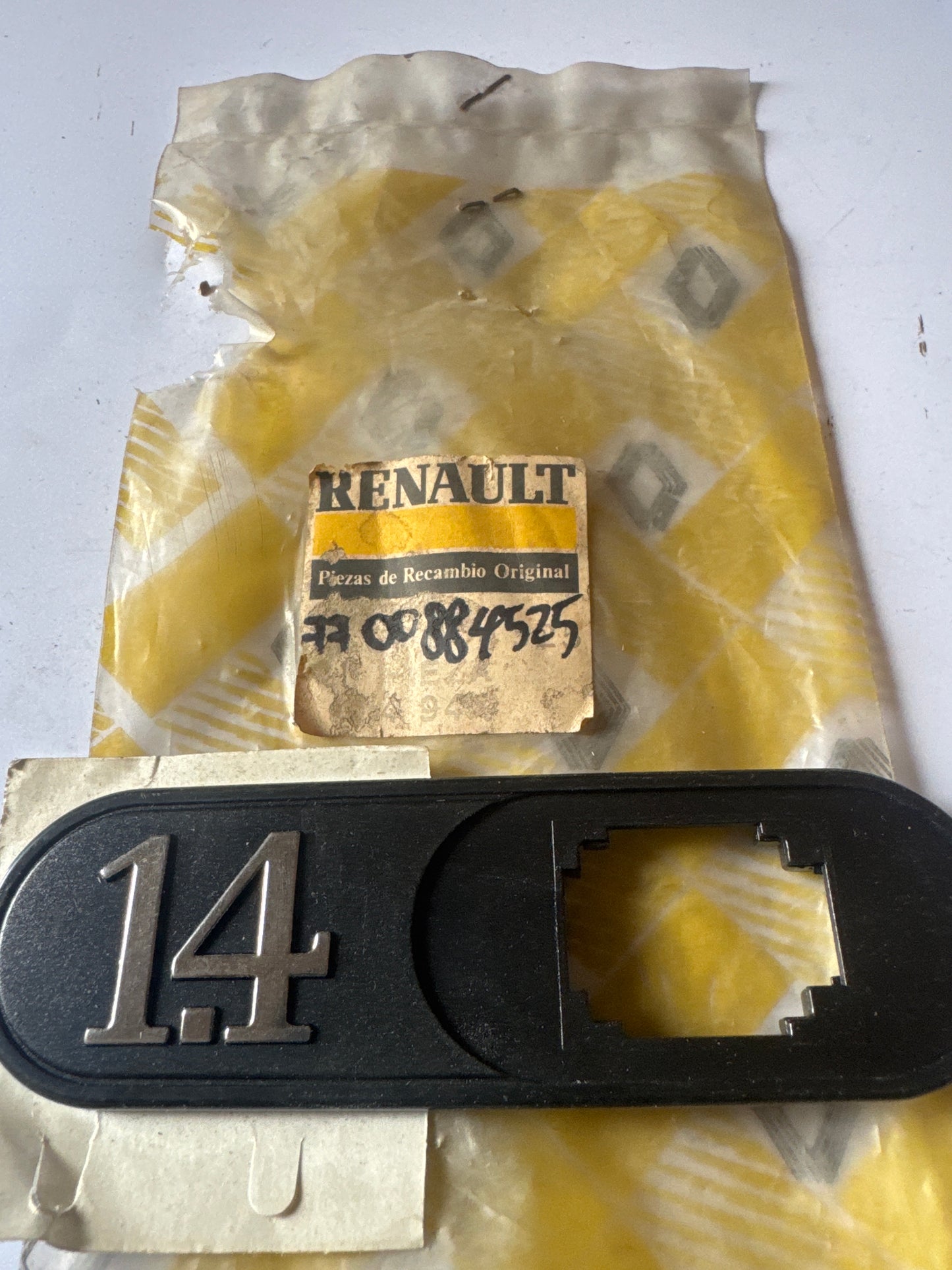 7700884525, PLAQITA , Renault