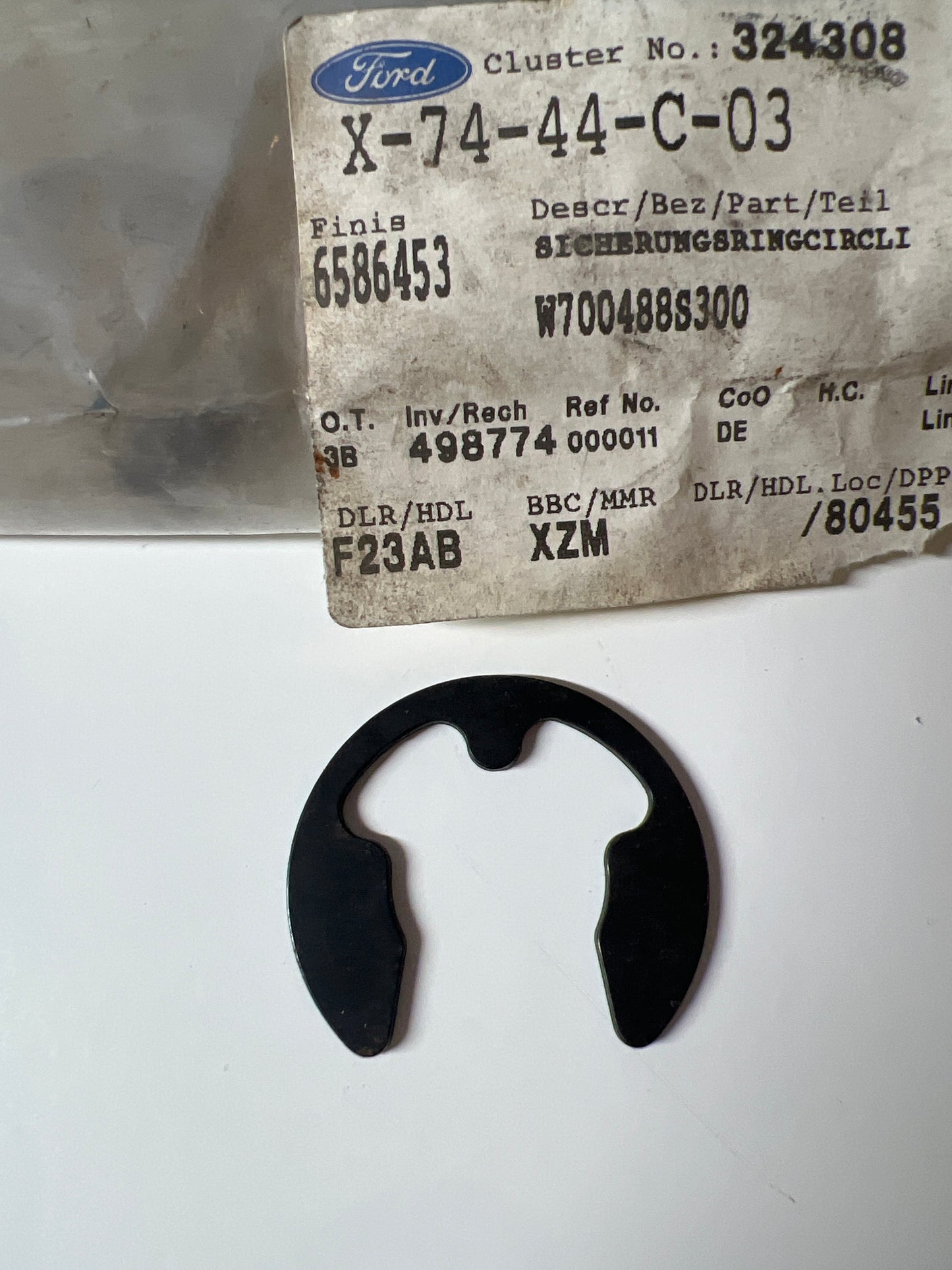 6586453, ANILLO DE RETENCIÓN, Ford