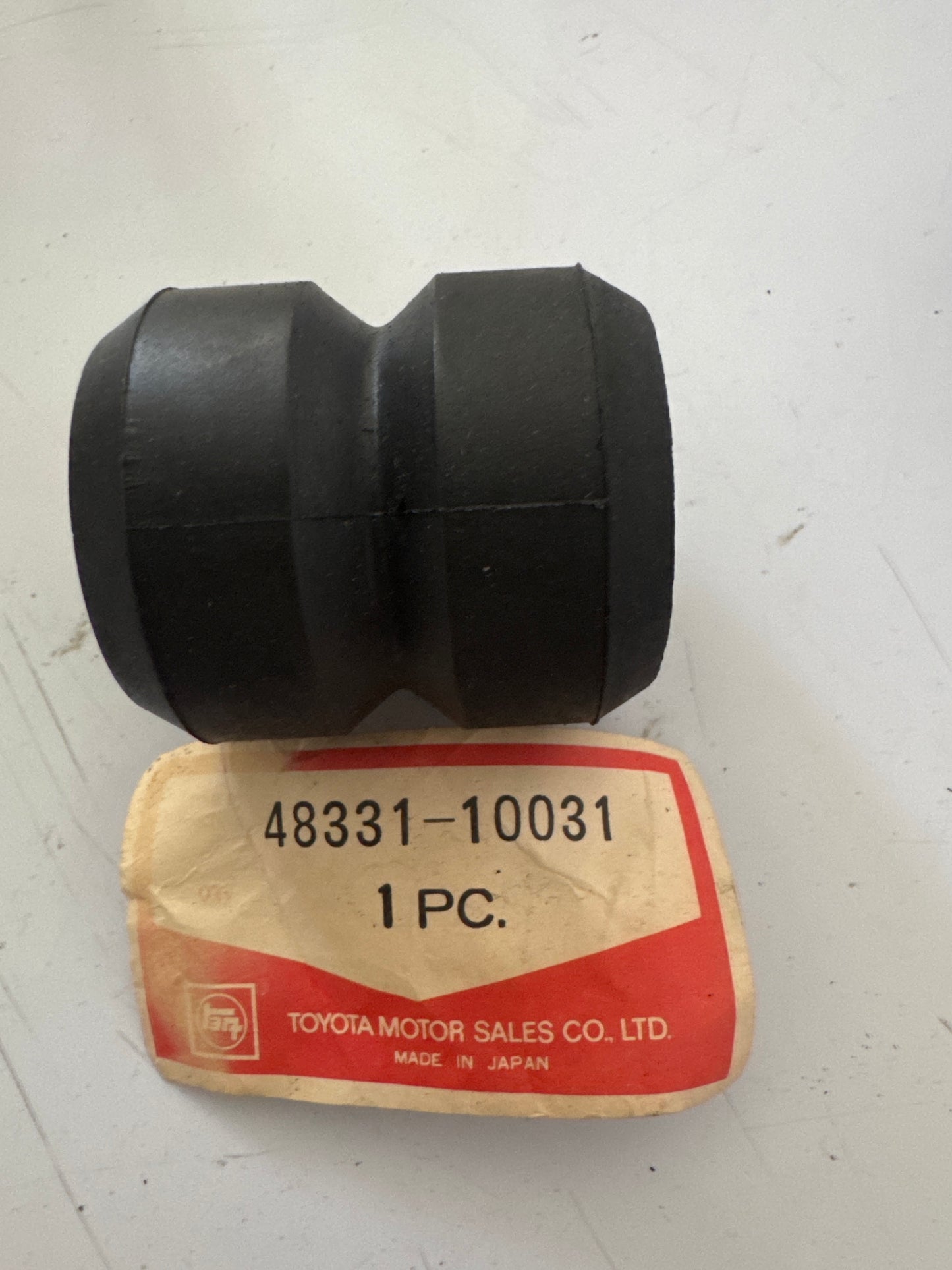 48331-10031 FRONT SPRING & SHOCK ABSORBER, toyota