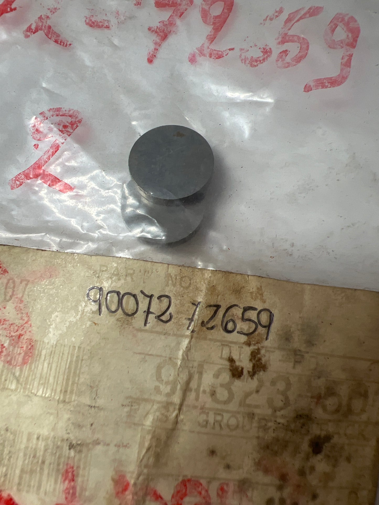 90072-72659 CAMSHAFT & VALVE, toyota