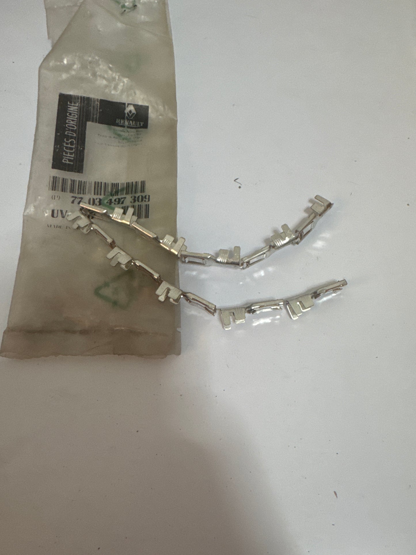 7703497309, CLIP 8MM GAMA 2, Renault