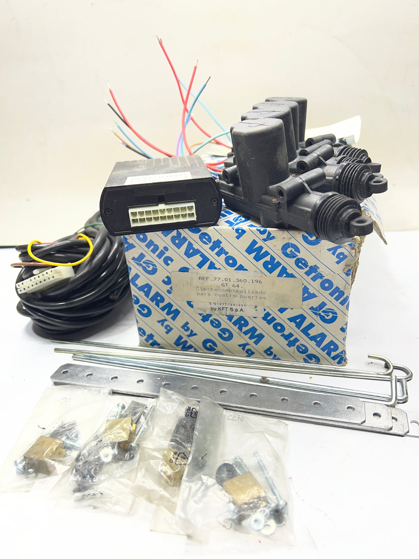 7701360196 CIERRE CENTR 4P U RENAULT