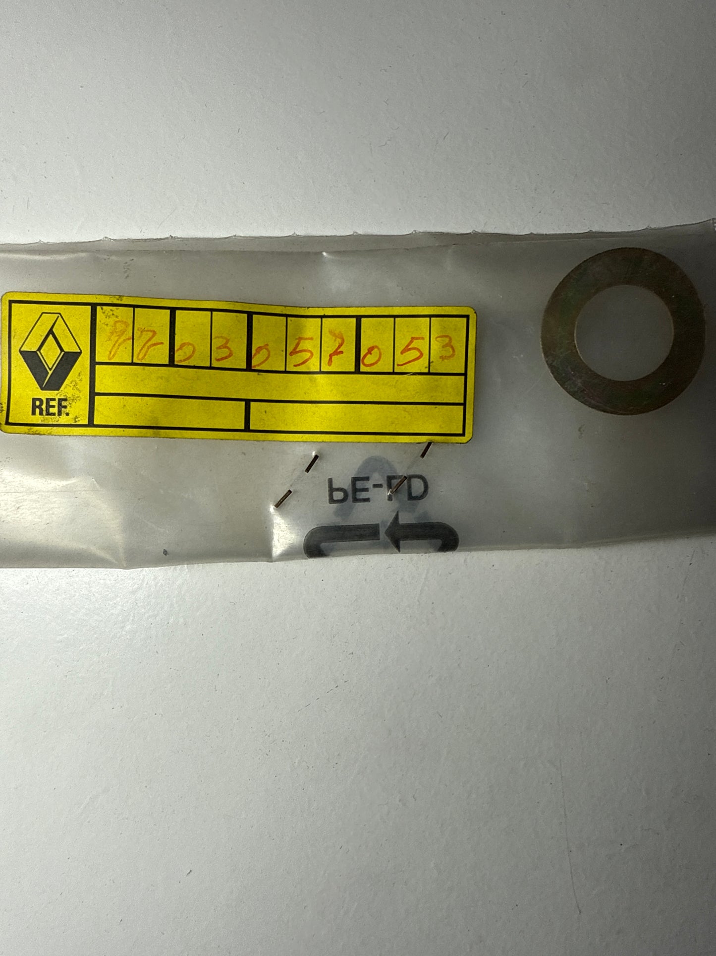 7703057053 - ARANDELA ELASTICA - Renault