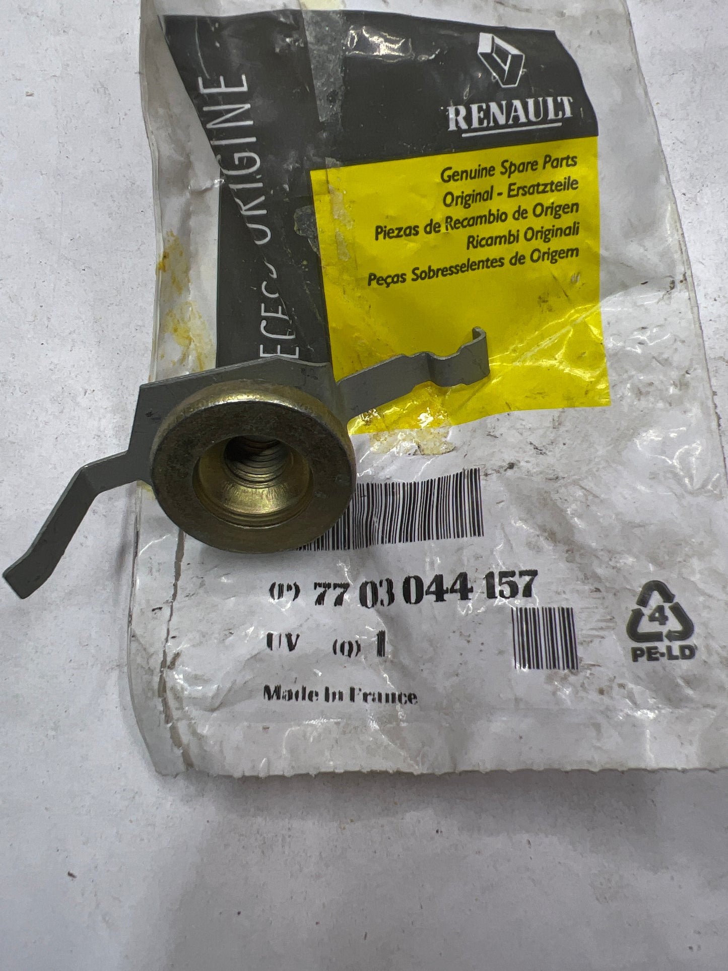 7703044157 TUERCA CAJA 12X17 RENAULT