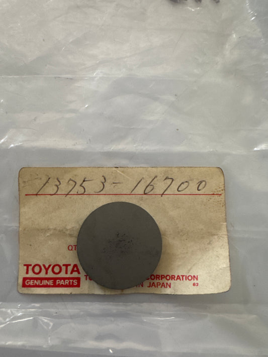 13753-16700 CAMSHAFT & VALVE, toyota