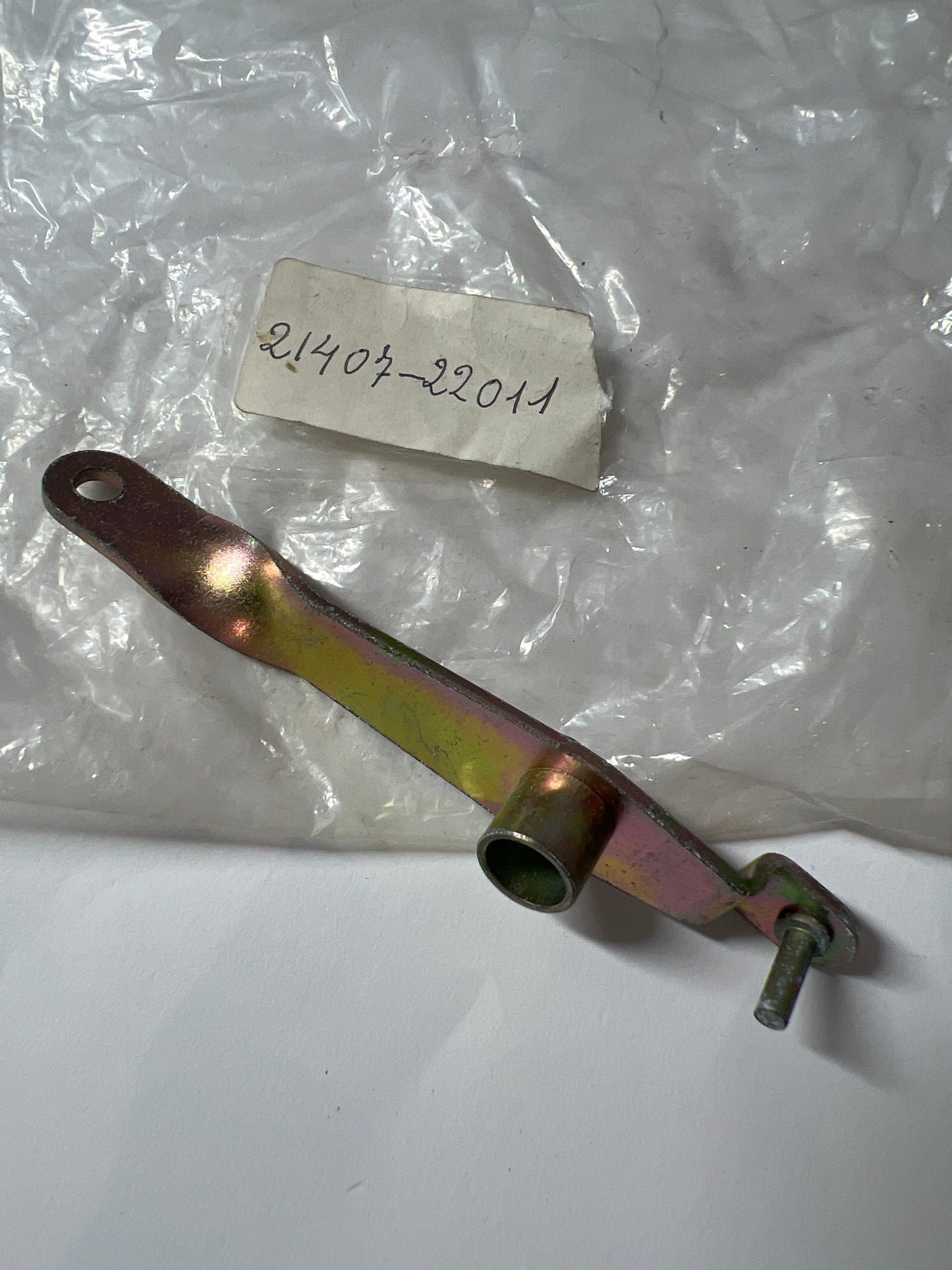 21407-22011 CARBURETOR, toyota