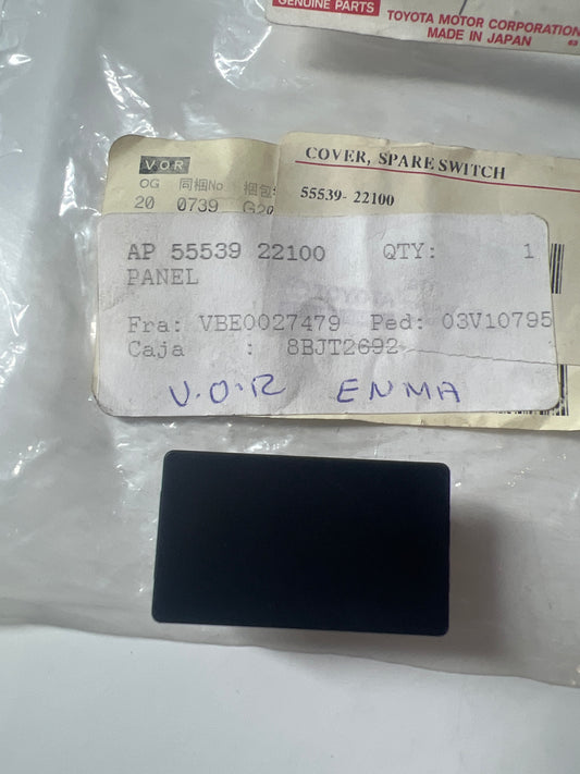 55539-22100 SHIFT LEVER & RETAINER
58-06: CONSOLE BOX & BRACKET, toyota