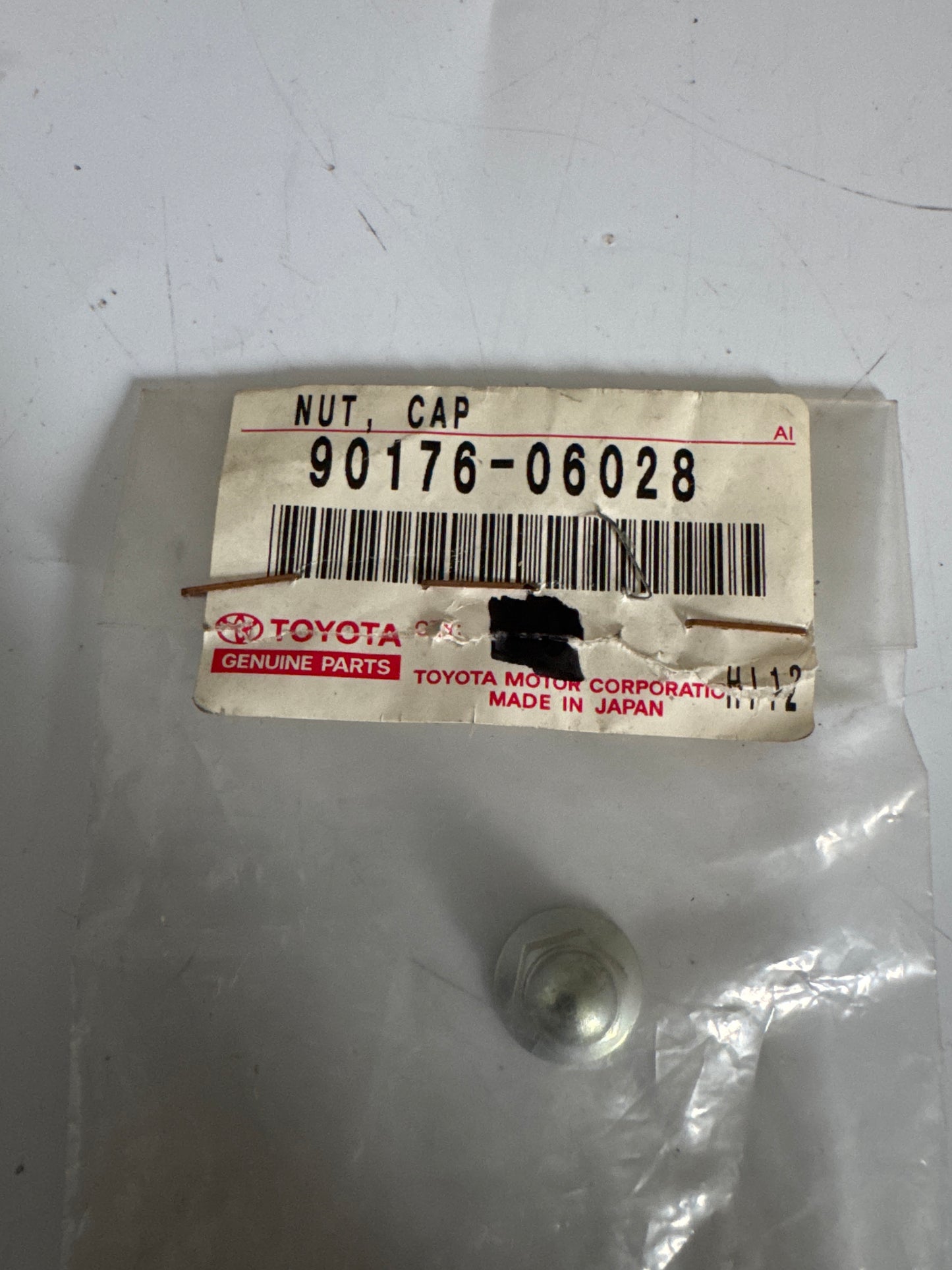 90176-06028 CYLINDER HEAD, toyota