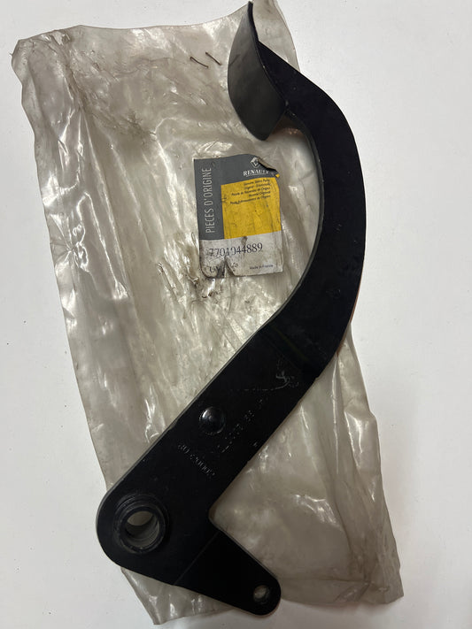 7701044889 Nissan PEDAL EMBRAGUE